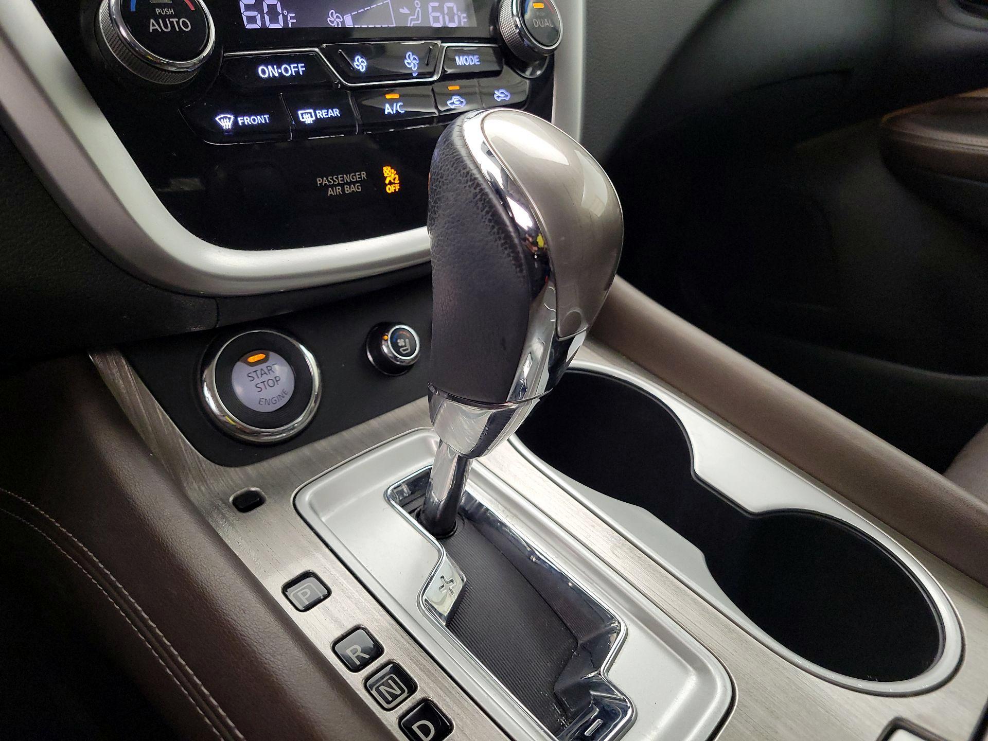 Thumbnail: 2015 Nissan Murano - 17