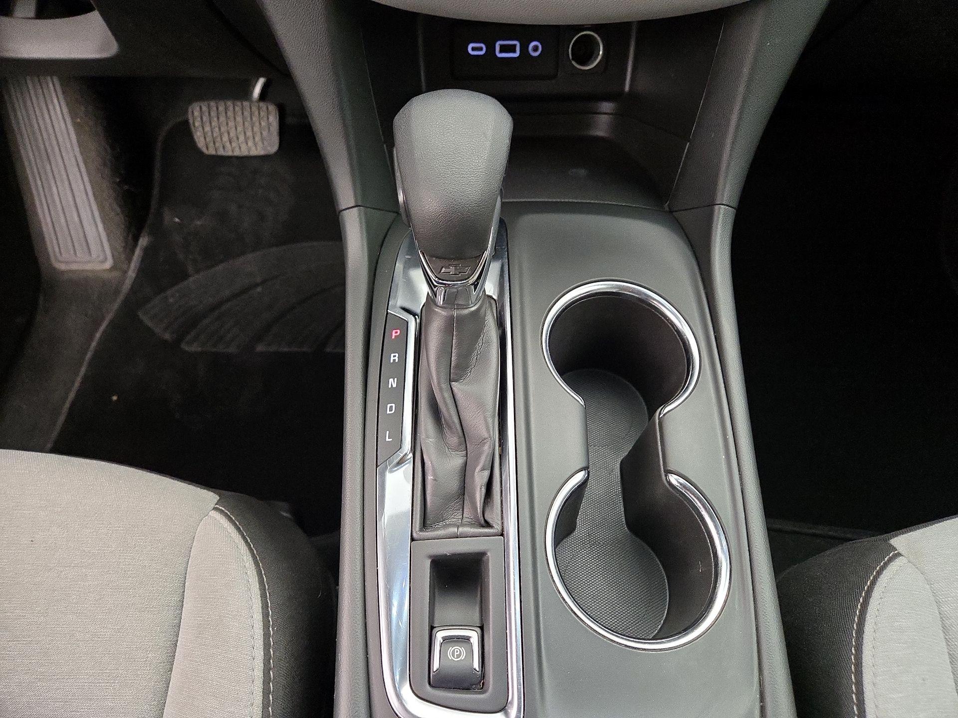 Thumbnail: 2022 Chevrolet Equinox - 17