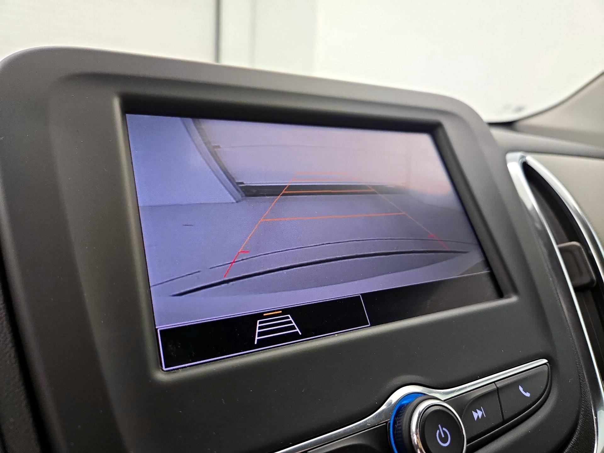 Thumbnail: 2022 Chevrolet Equinox - 14