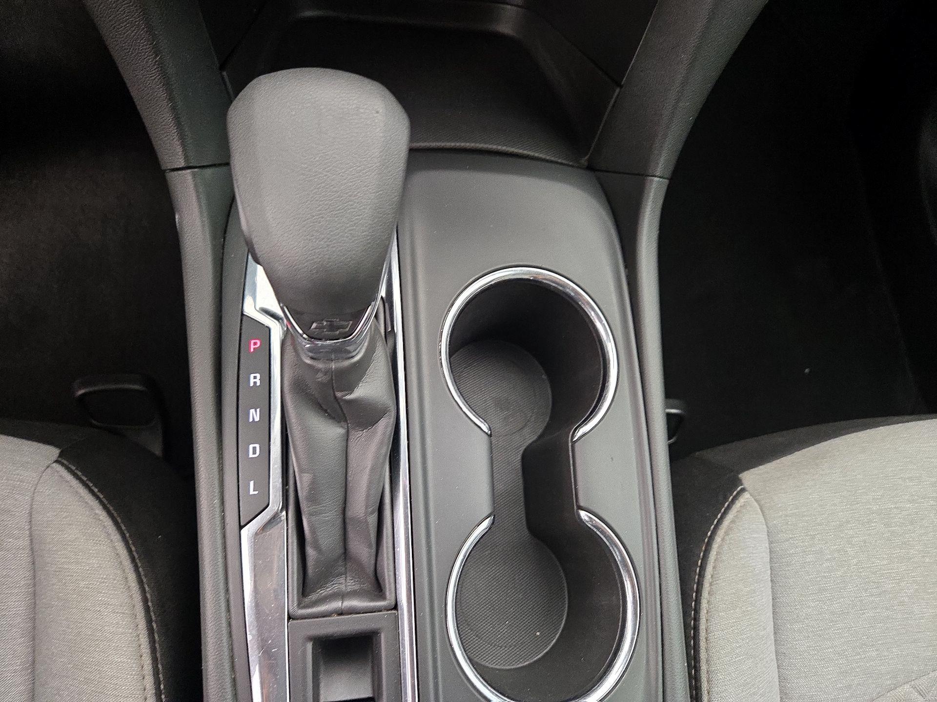 Thumbnail: 2022 Chevrolet Equinox - 17