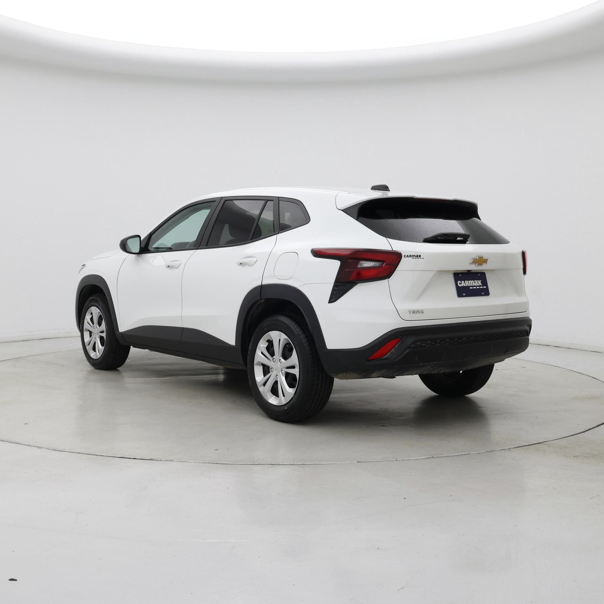 Thumbnail: 2024 Chevrolet Trax - 2