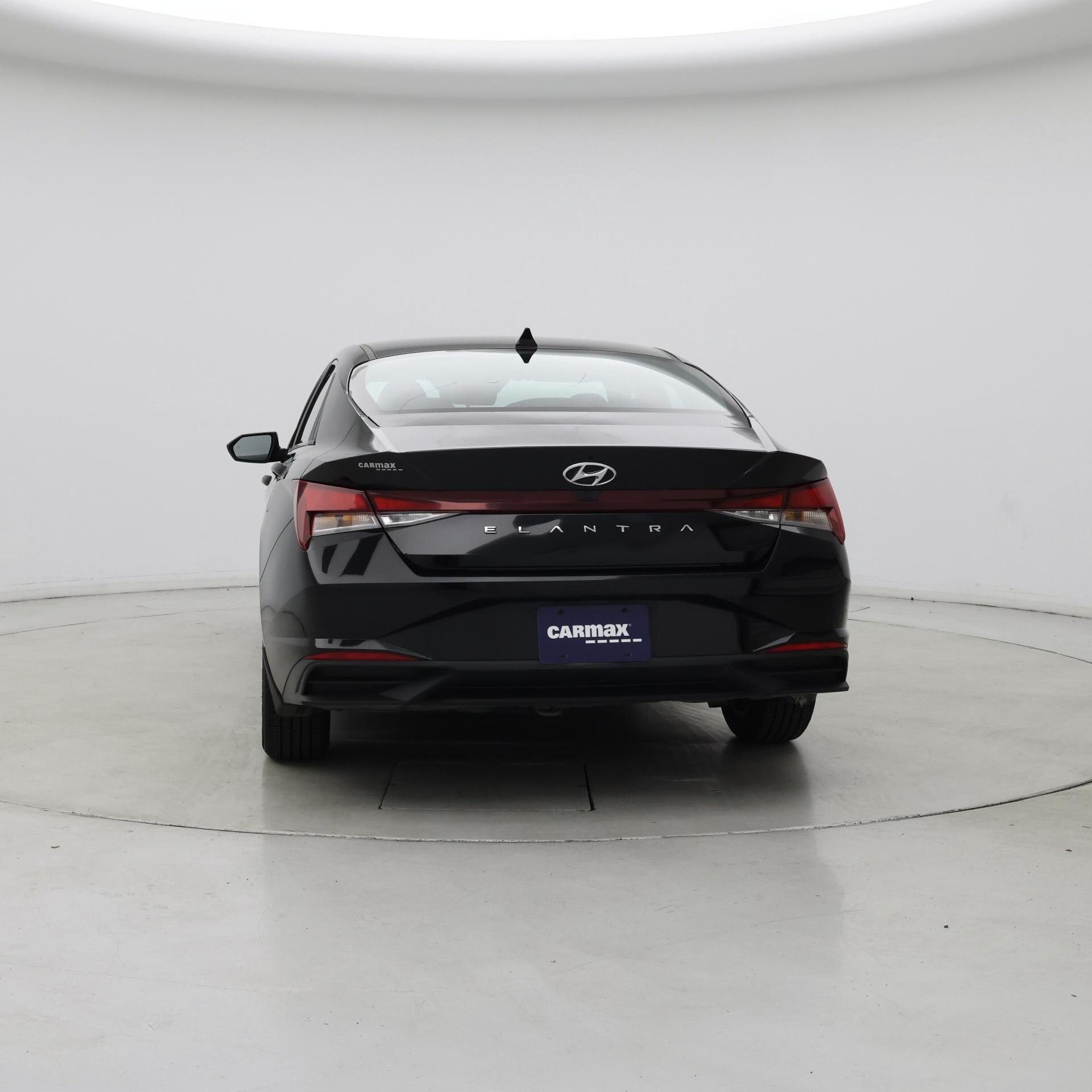 Thumbnail: 2023 Hyundai Elantra - 6