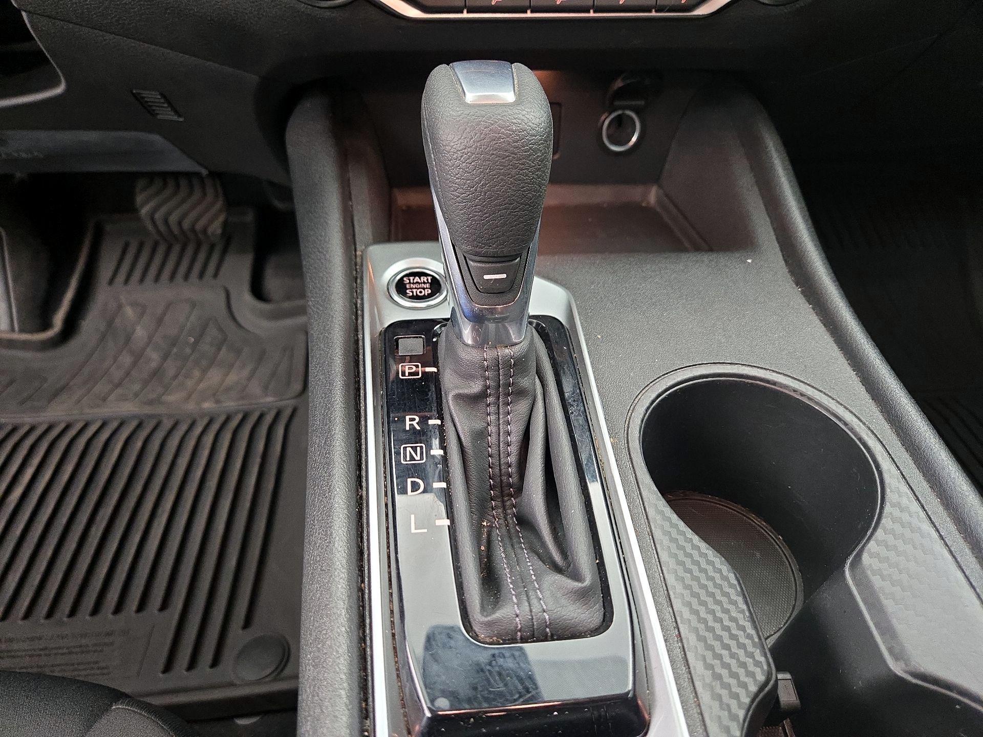 Thumbnail: 2022 Nissan Altima - 17