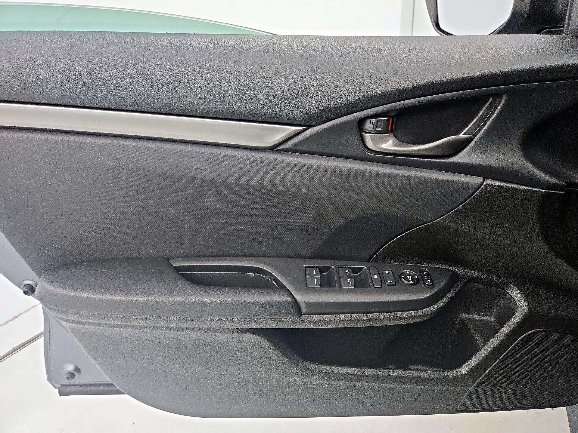 Thumbnail: 2021 Honda Civic - 12