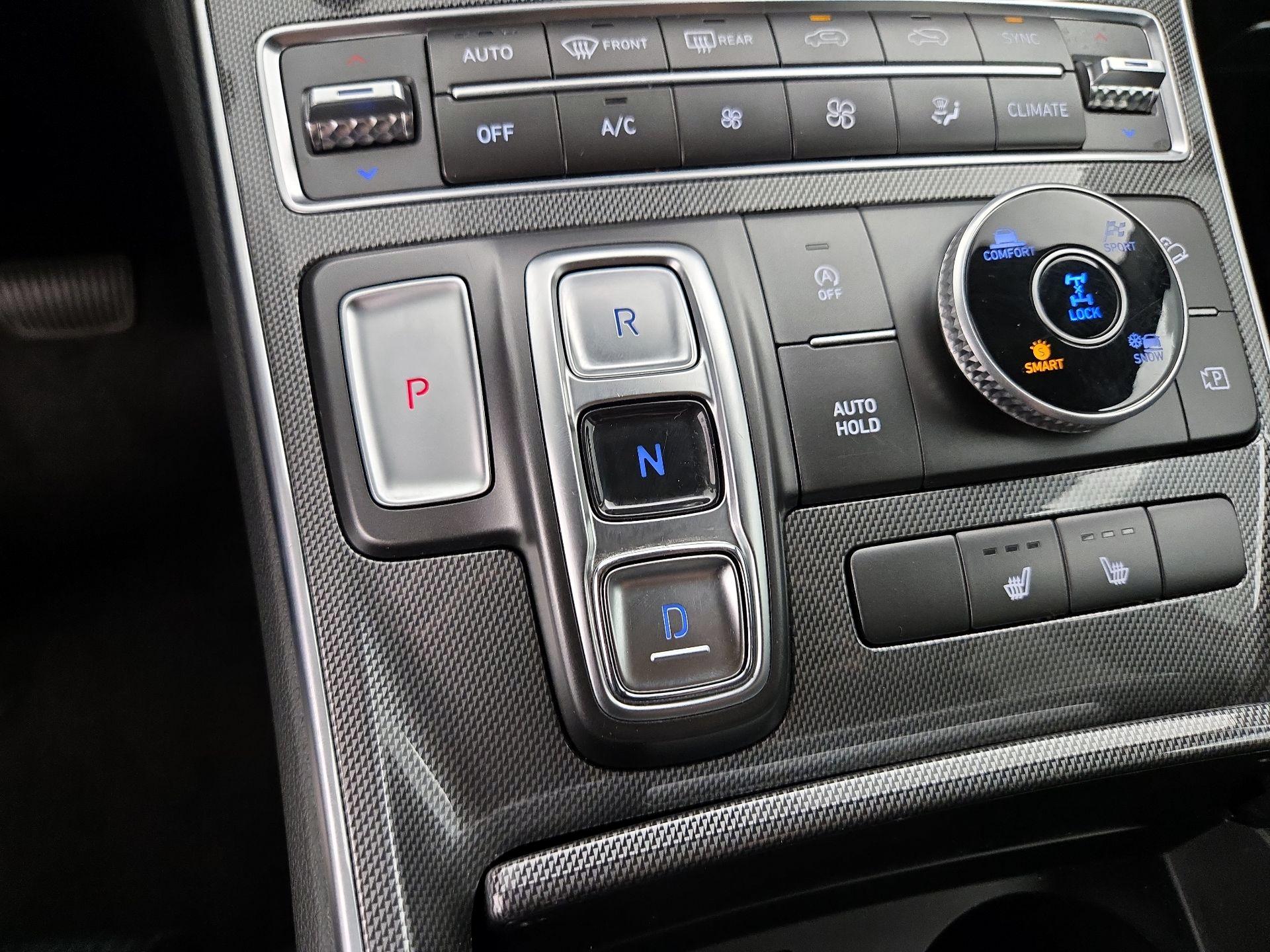 Thumbnail: 2023 Hyundai Santa Fe - 18