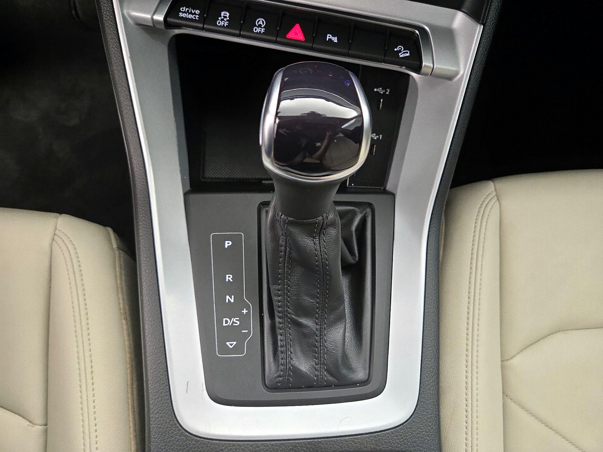 Thumbnail: 2022 Audi Q3 - 17