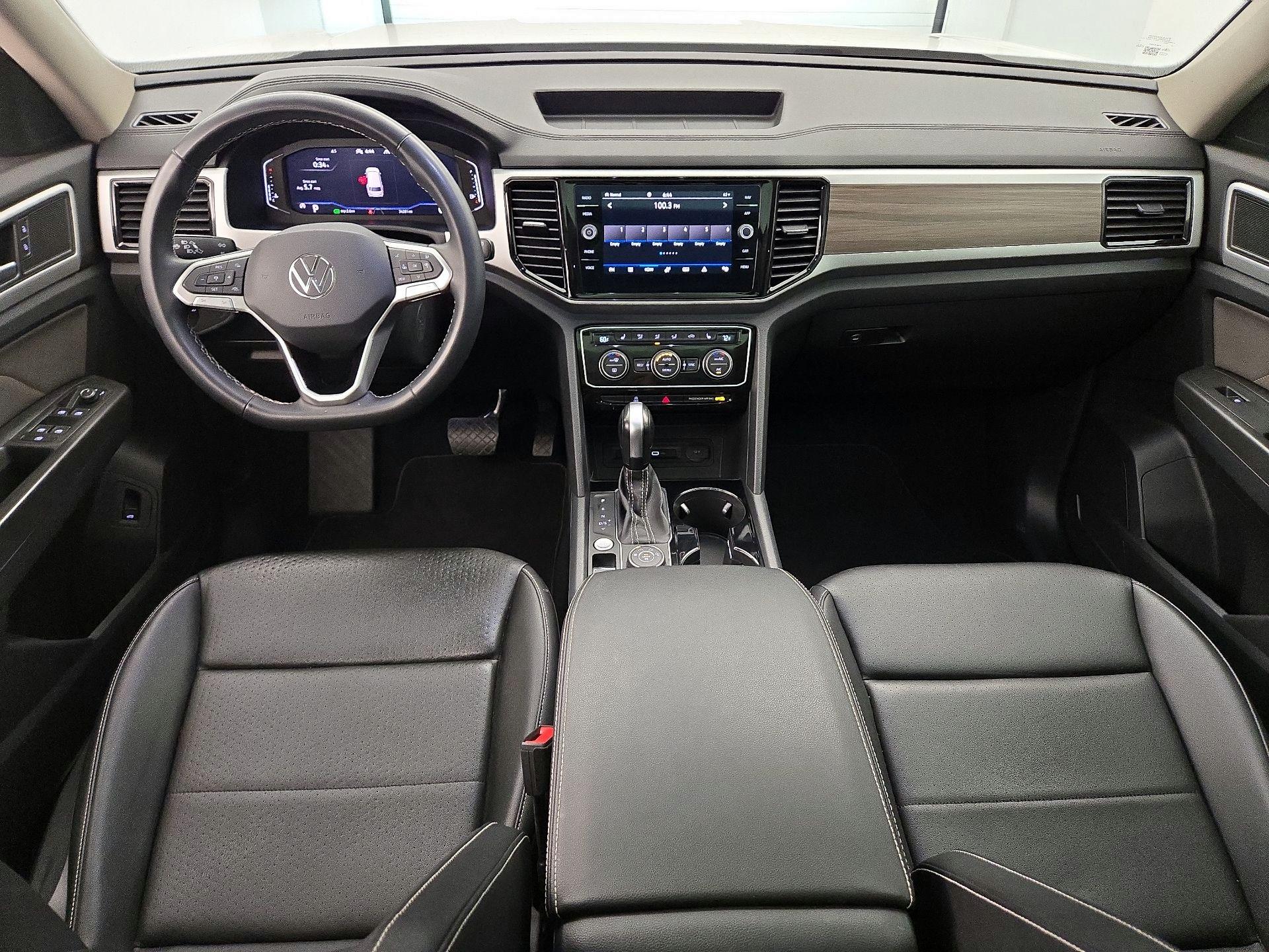 Thumbnail: 2023 Volkswagen Atlas - 9