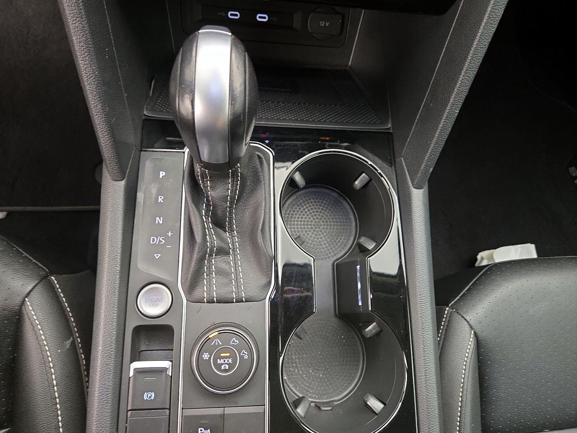 Thumbnail: 2023 Volkswagen Atlas - 17