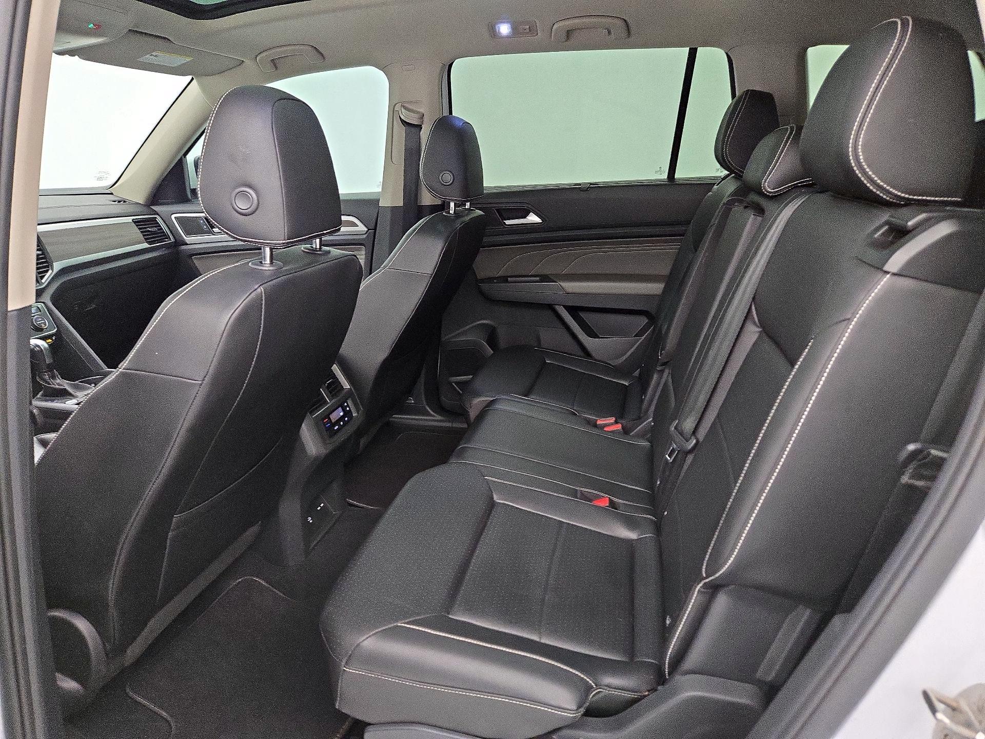 Thumbnail: 2023 Volkswagen Atlas - 20