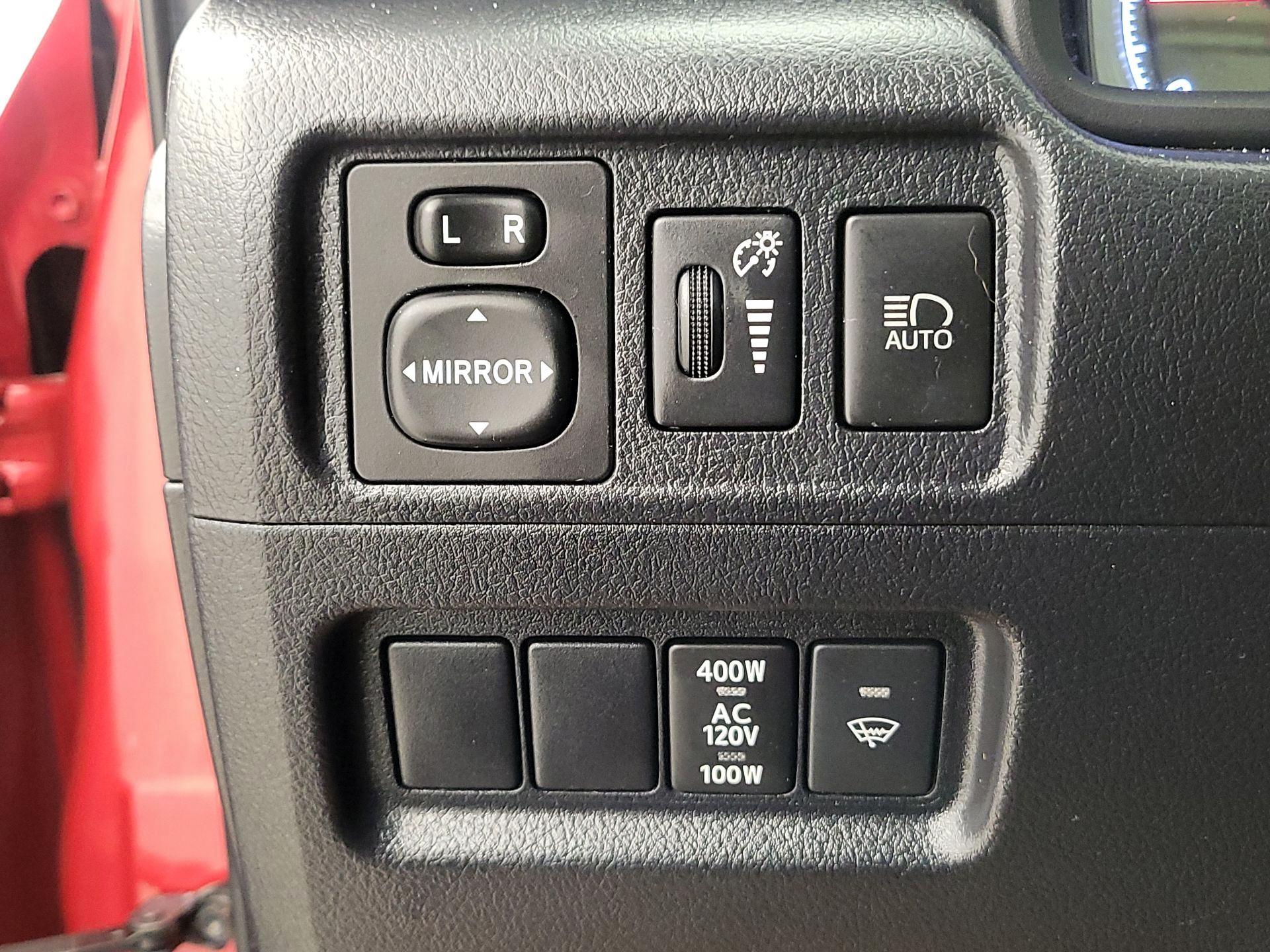 Thumbnail: 2023 Toyota 4Runner - 13