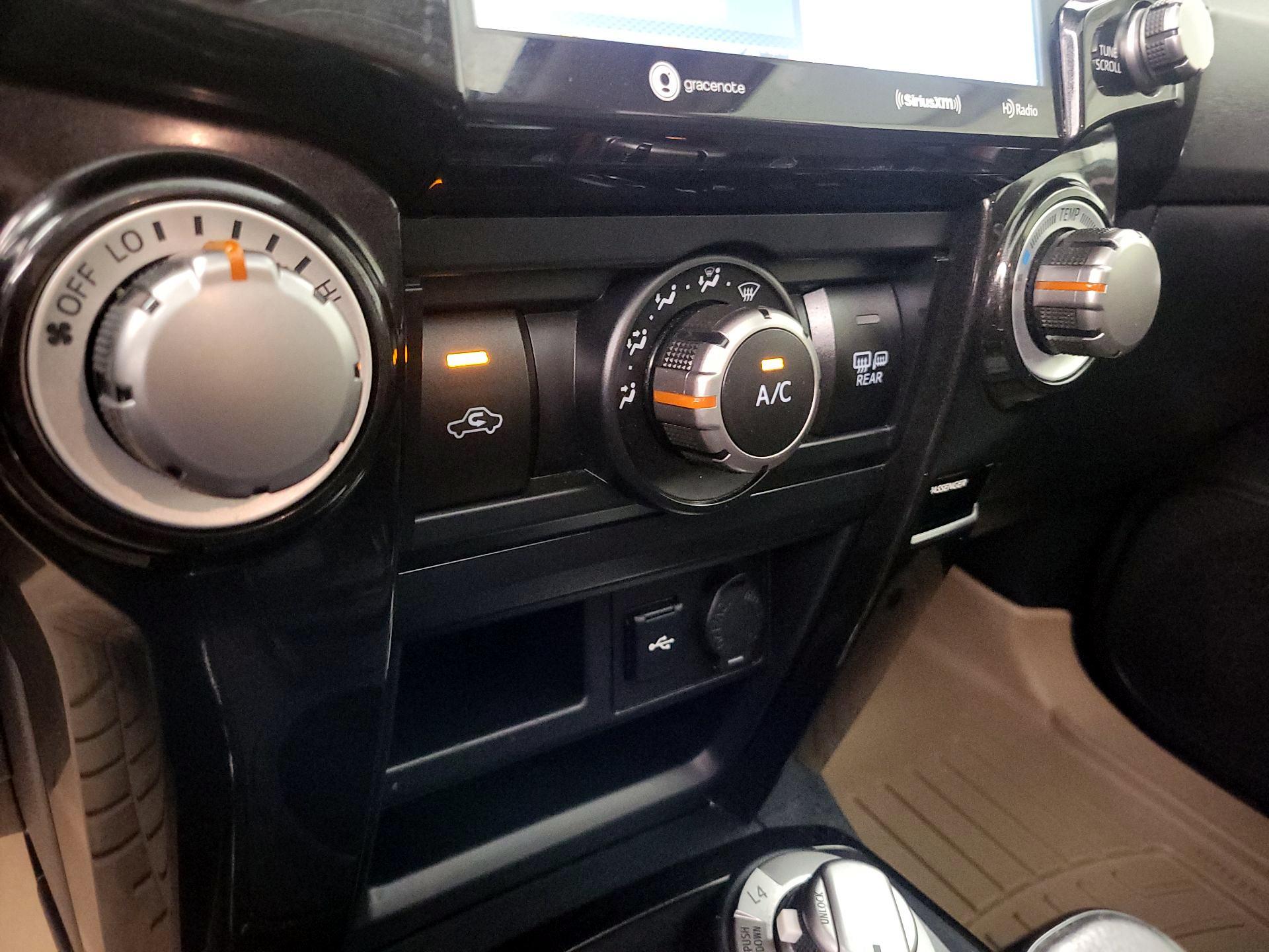 Thumbnail: 2023 Toyota 4Runner - 17