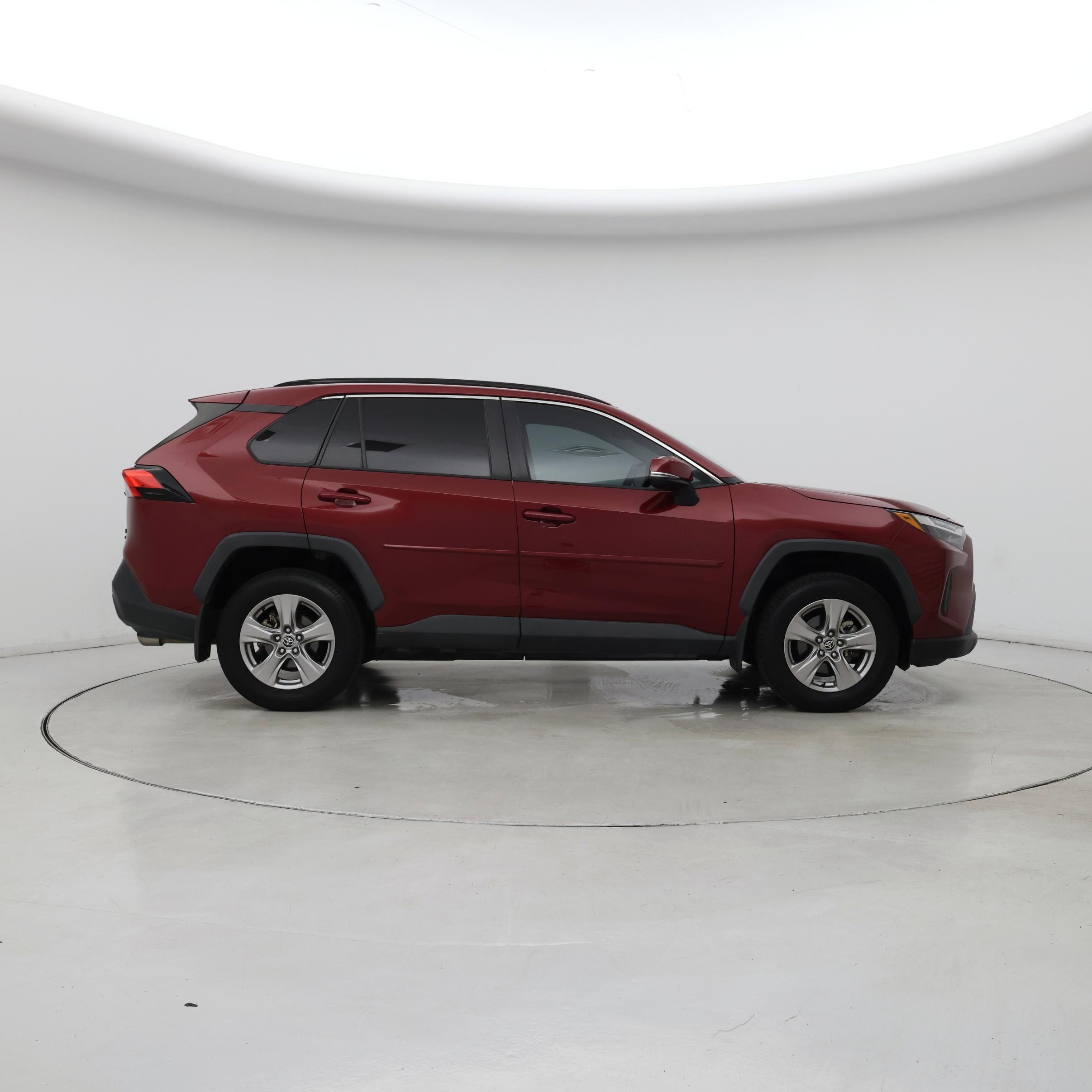 Thumbnail: 2022 Toyota RAV4 - 7