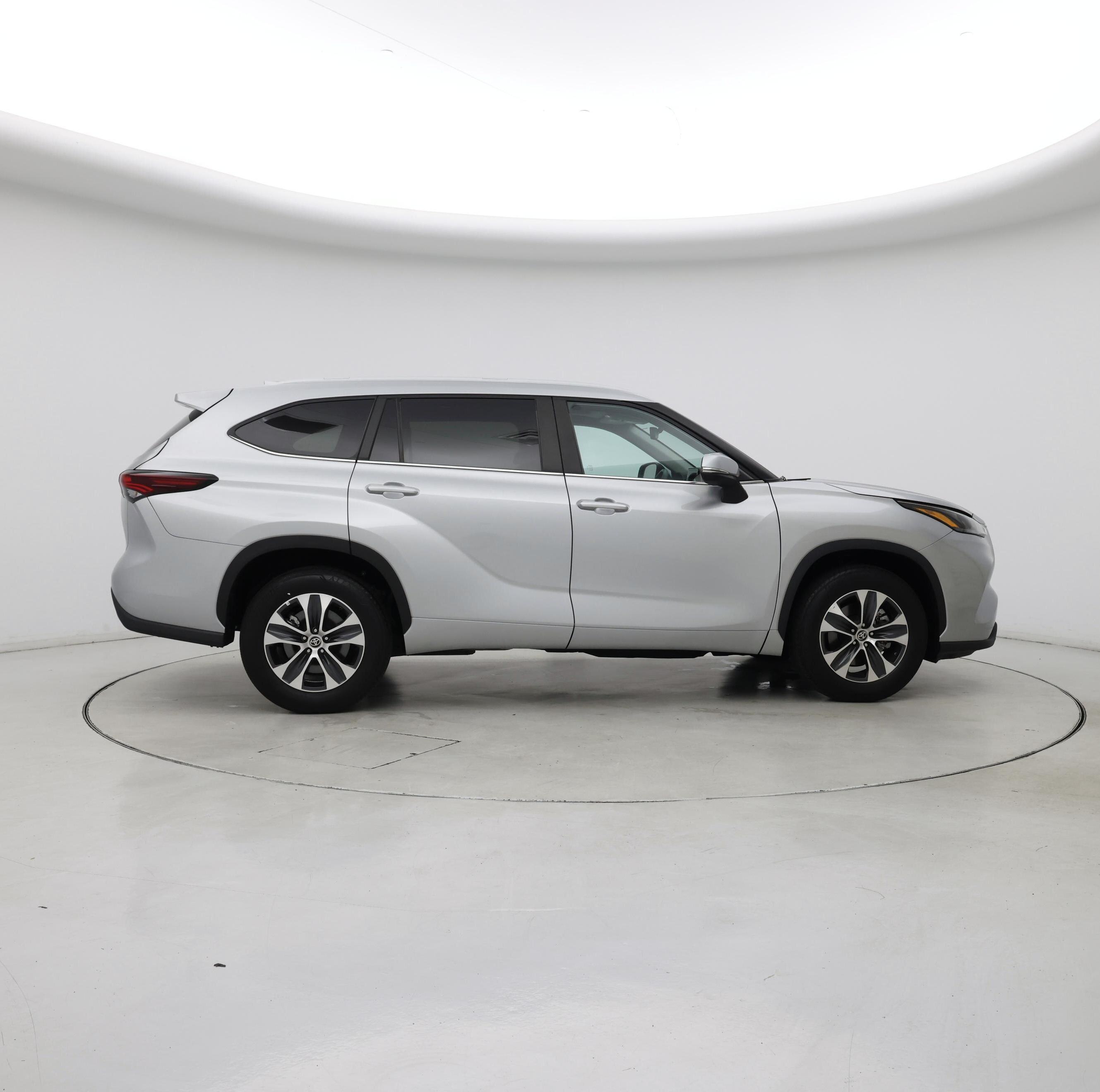 Thumbnail: 2024 Toyota Highlander - 7