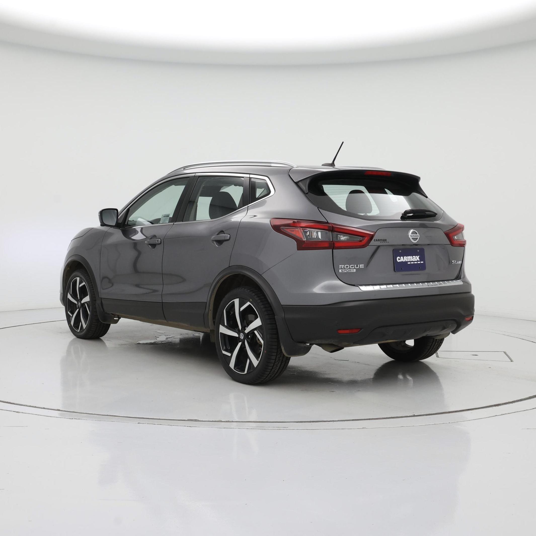 Thumbnail: 2022 Nissan Rogue Sport - 2
