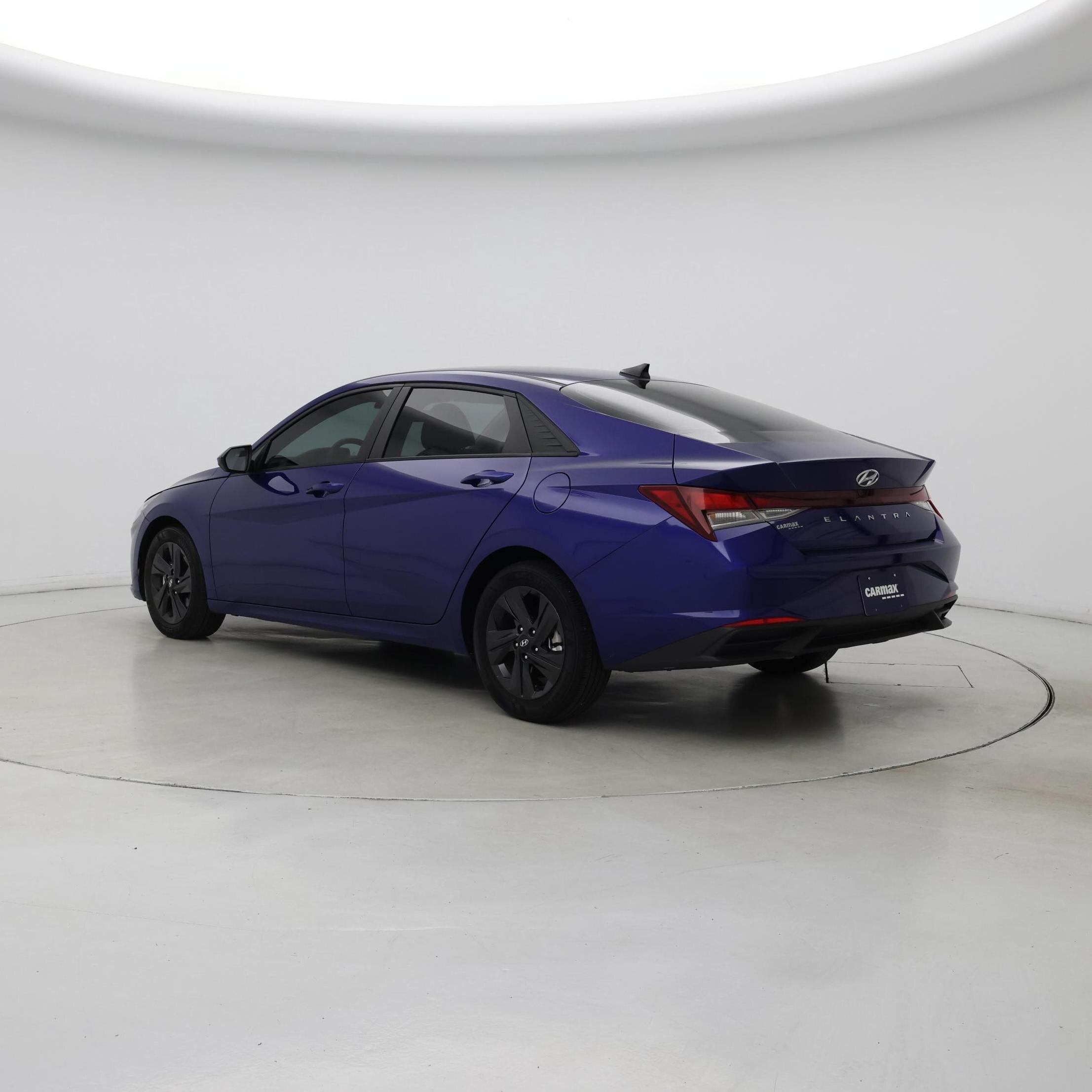 Thumbnail: 2021 Hyundai Elantra - 2