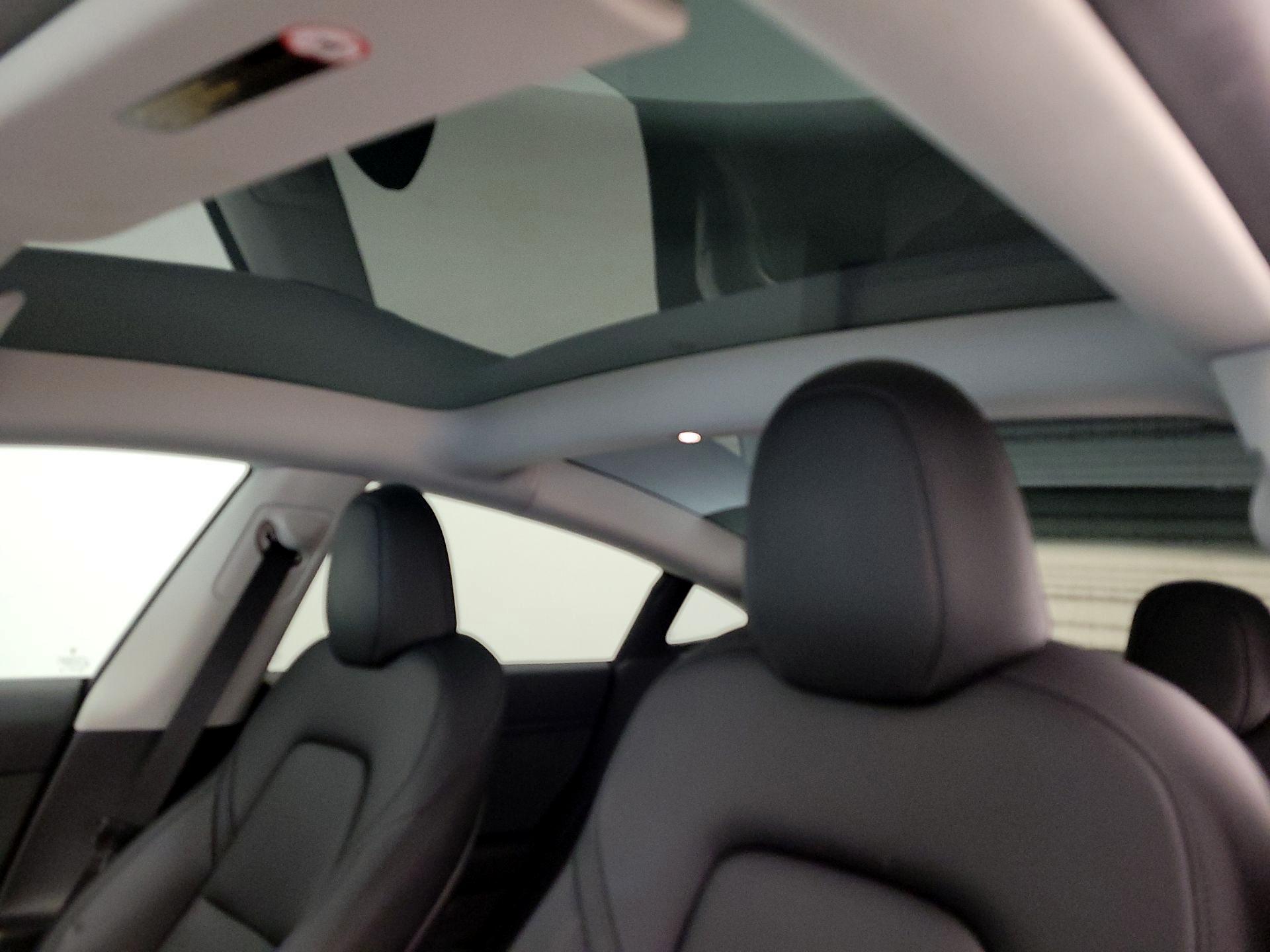 Thumbnail: 2023 Tesla Model 3 - 18