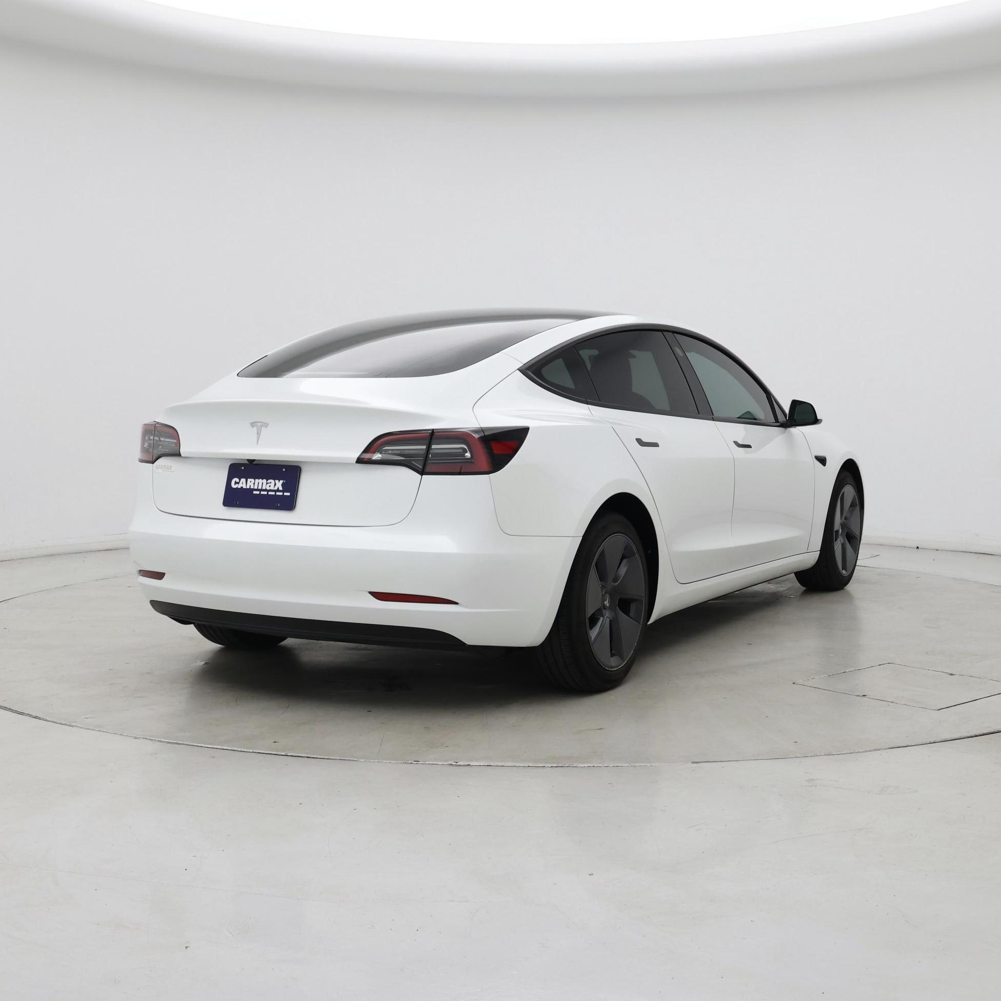 Thumbnail: 2023 Tesla Model 3 - 8