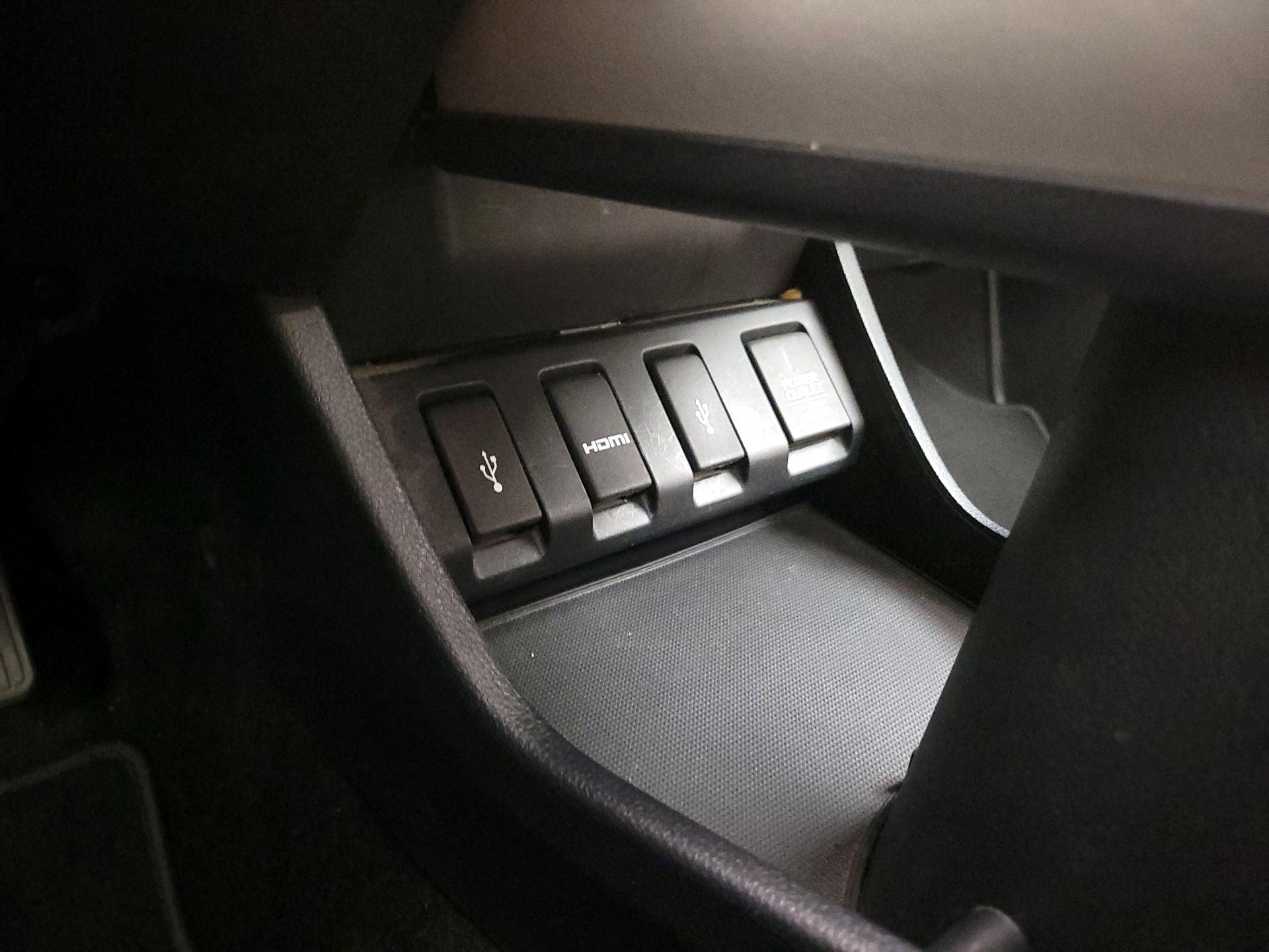 Thumbnail: 2016 Honda HR-V - 18