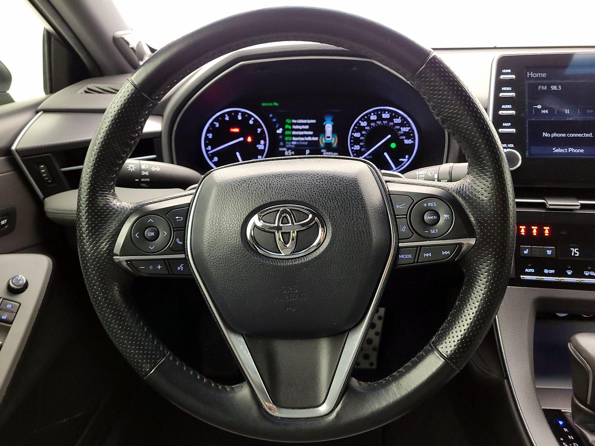 Thumbnail: 2019 Toyota Avalon - 10