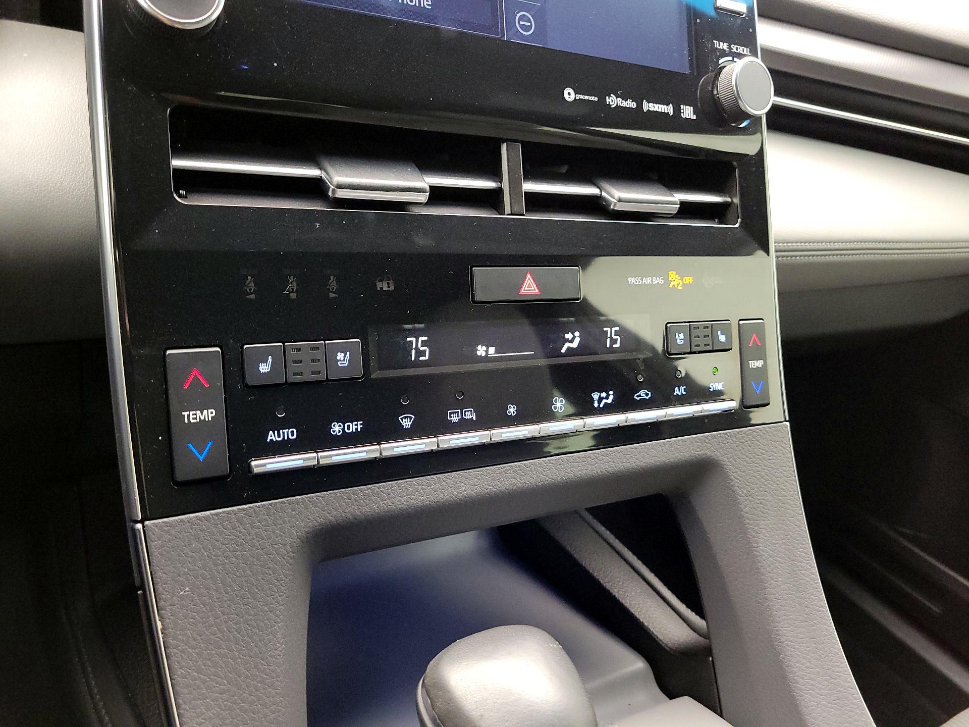 Thumbnail: 2019 Toyota Avalon - 17
