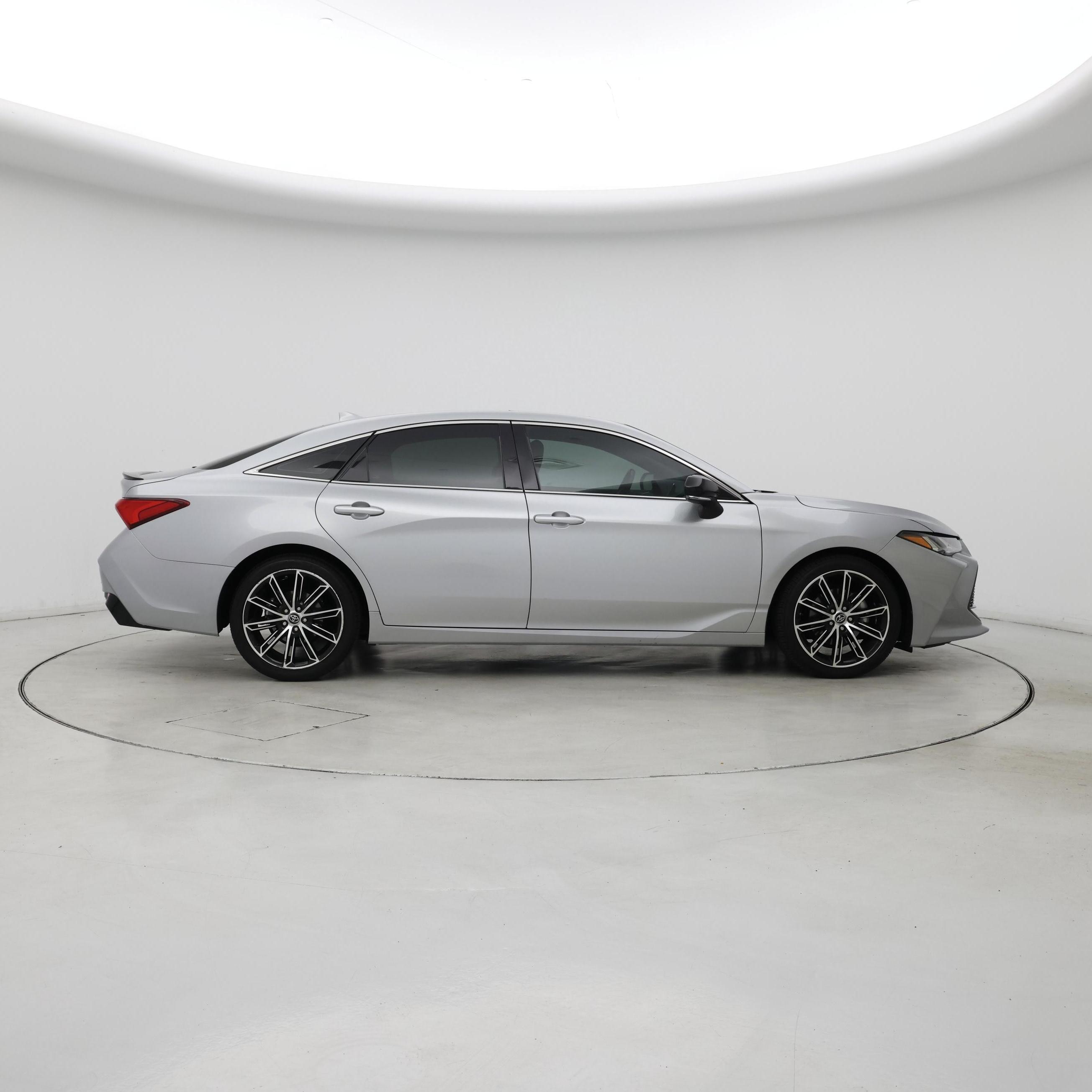 Thumbnail: 2019 Toyota Avalon - 7