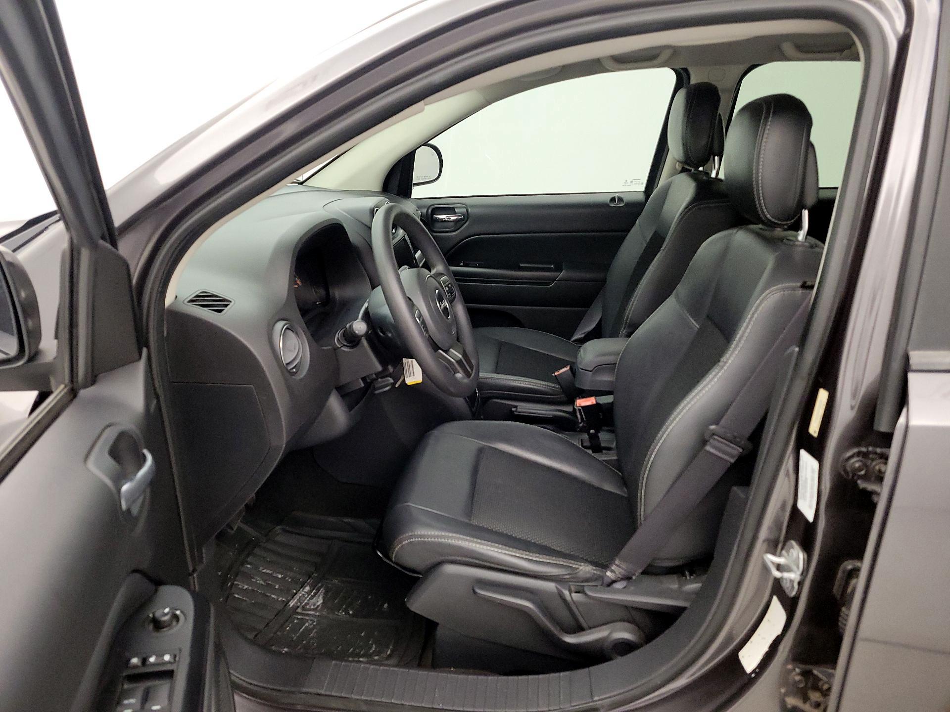 Thumbnail: 2014 Jeep Compass - 11