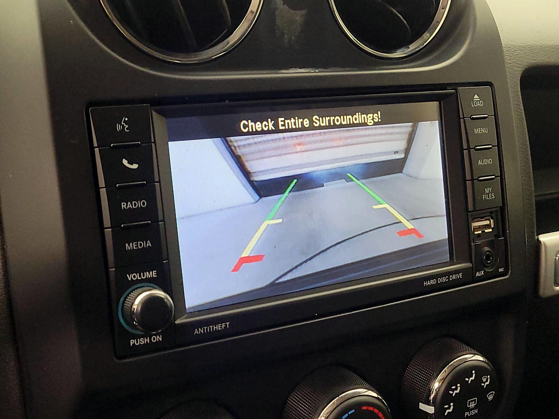 Thumbnail: 2014 Jeep Compass - 13