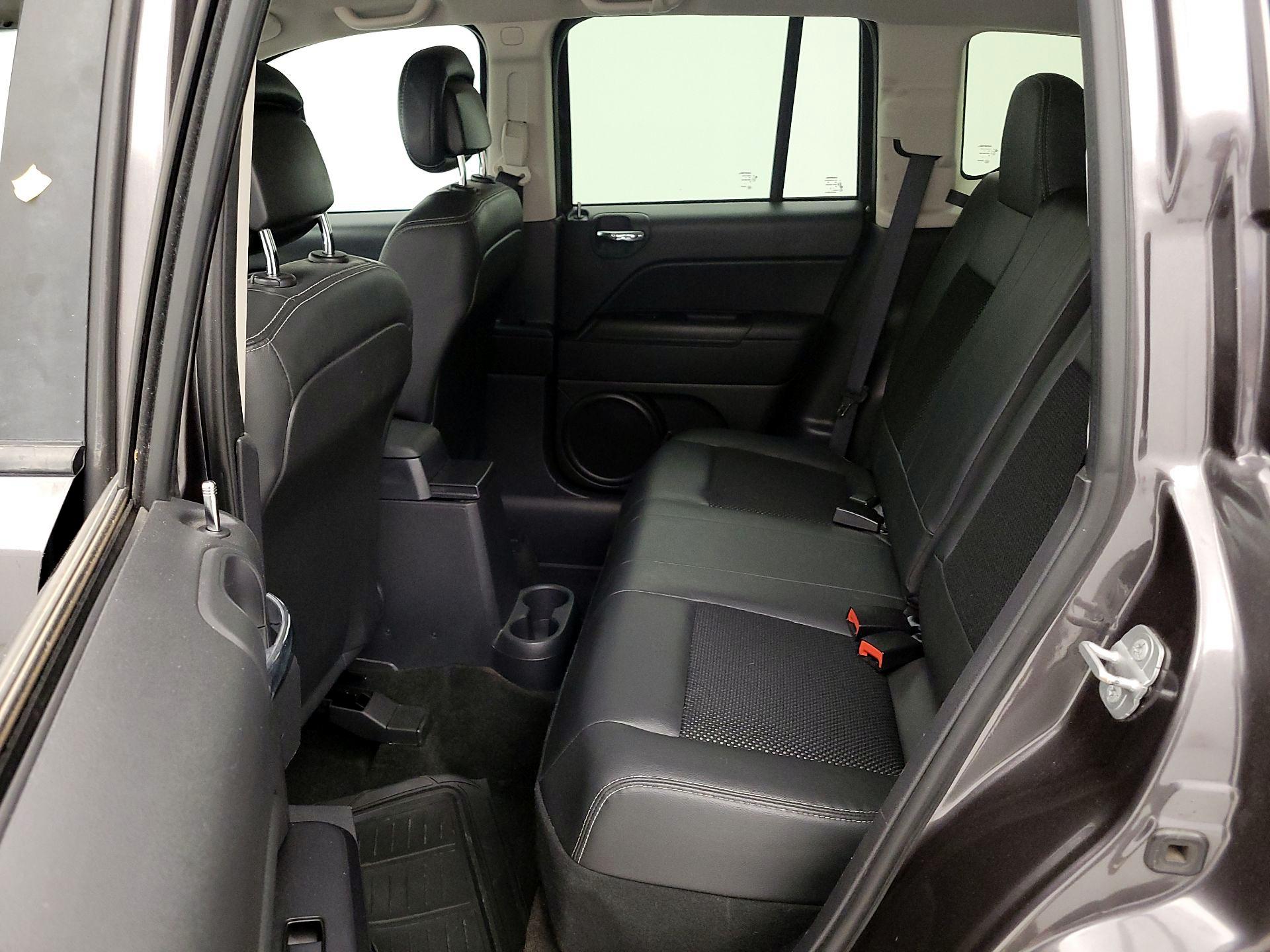 Thumbnail: 2014 Jeep Compass - 17