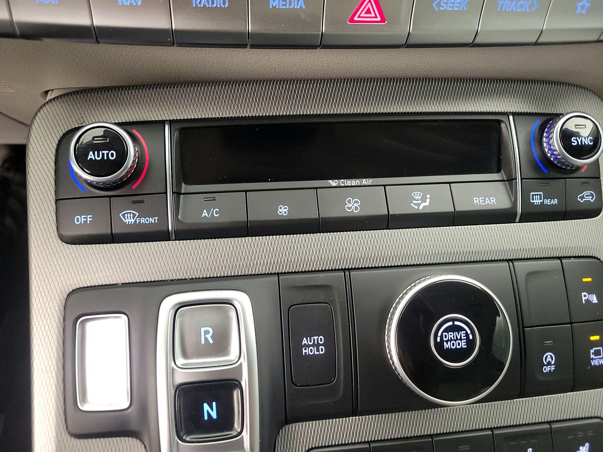 Thumbnail: 2022 Hyundai Palisade - 16