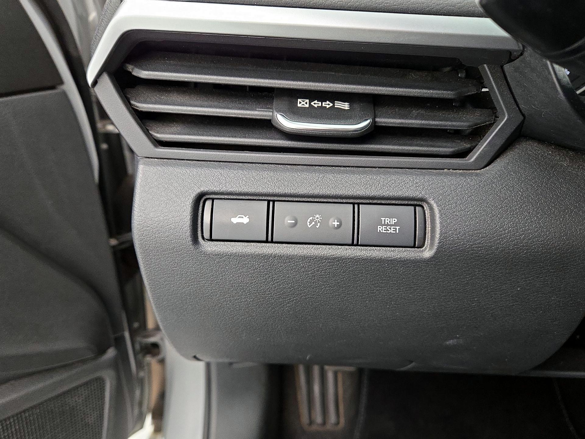 Thumbnail: 2021 Nissan Altima - 13