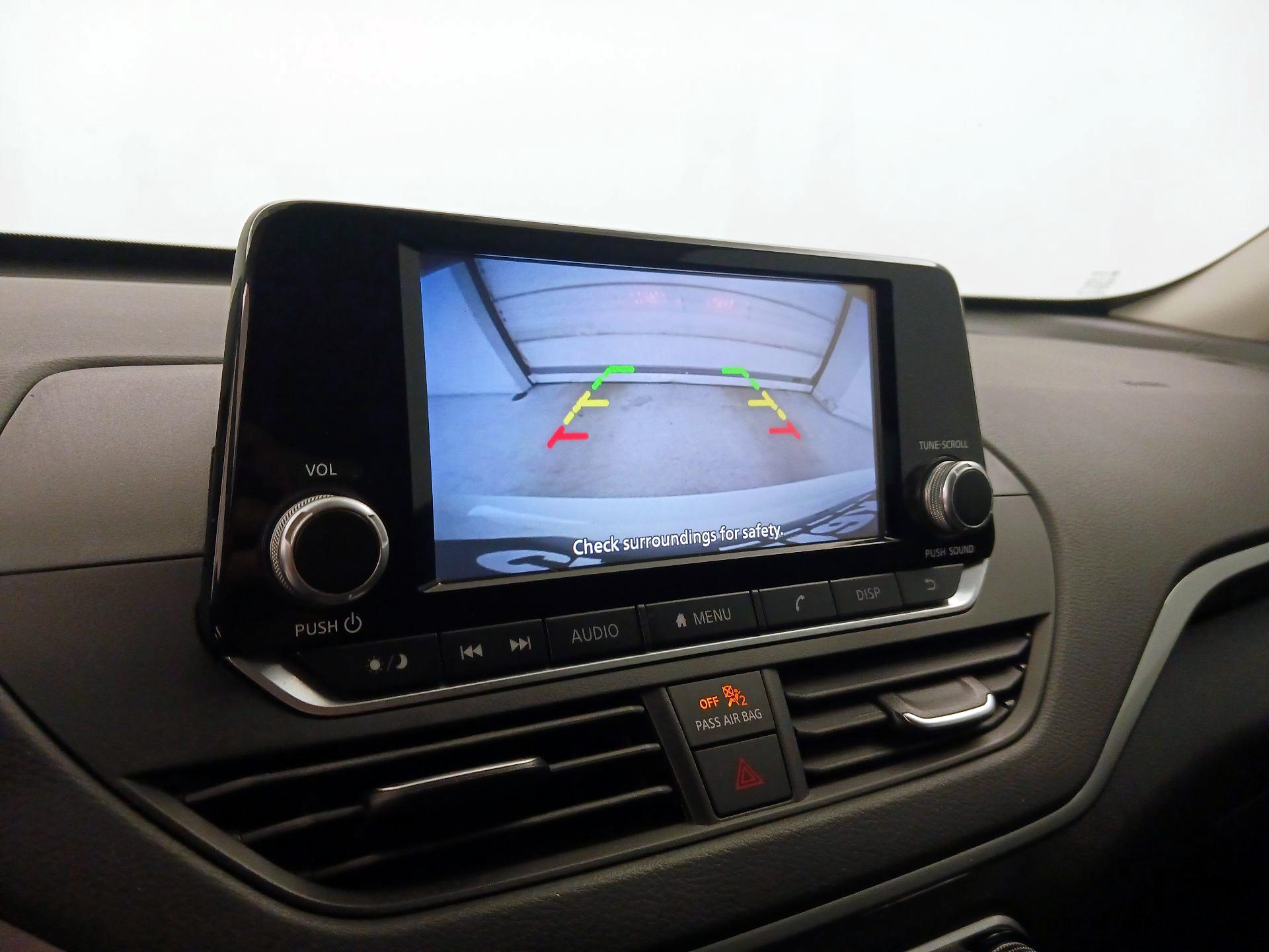 Thumbnail: 2021 Nissan Altima - 14