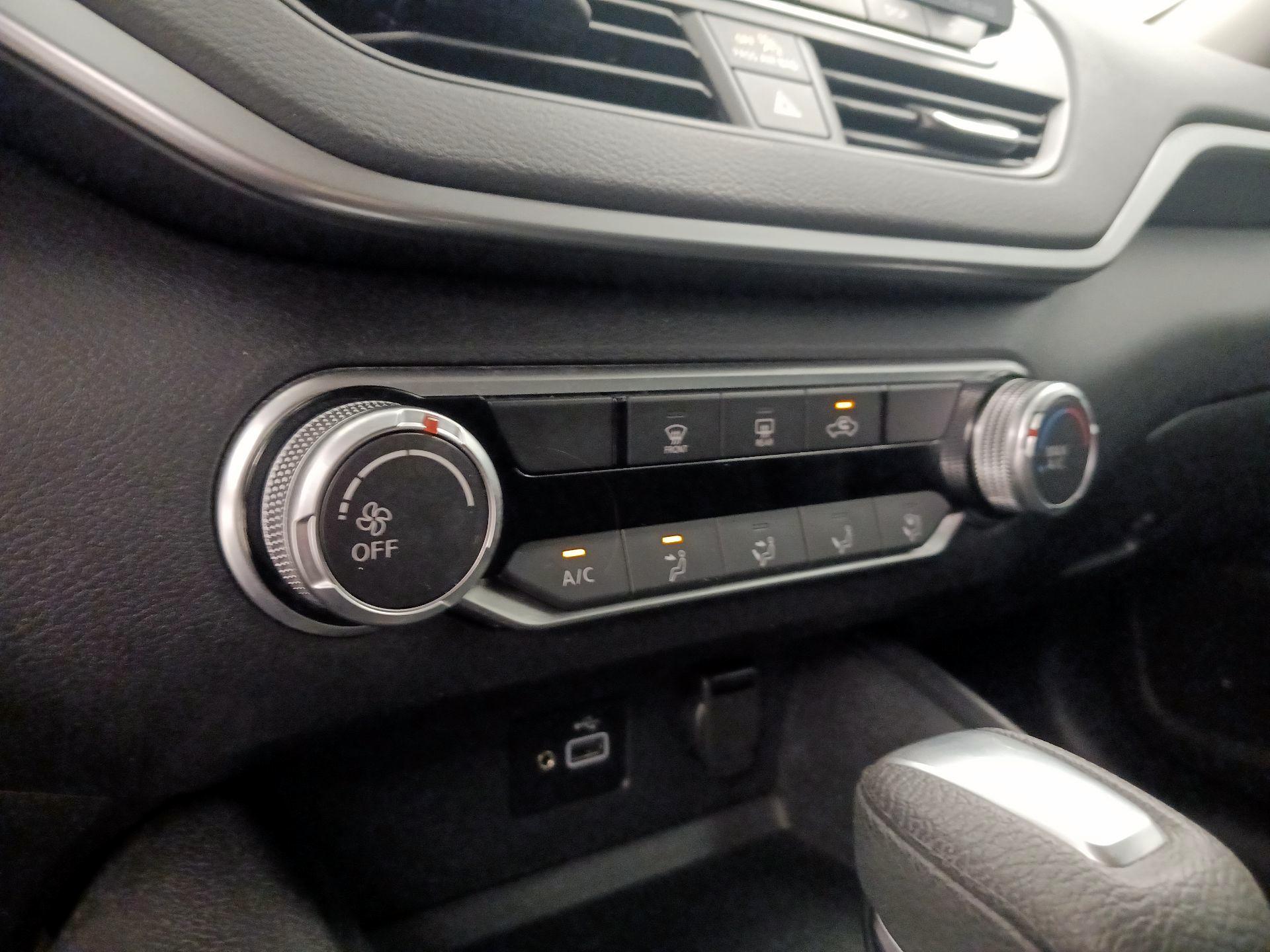 Thumbnail: 2021 Nissan Altima - 16