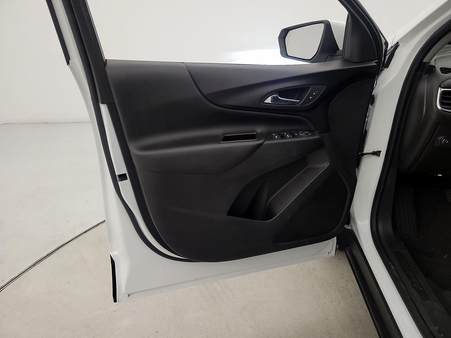 Thumbnail: 2023 Chevrolet Equinox - 12