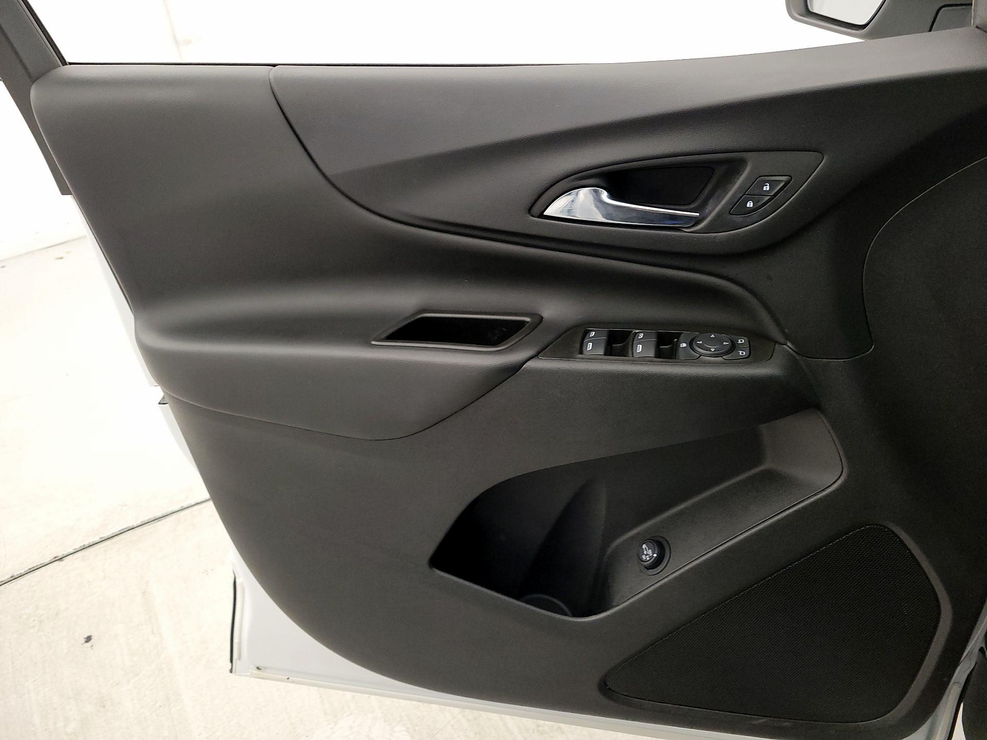 Thumbnail: 2022 Chevrolet Equinox - 12