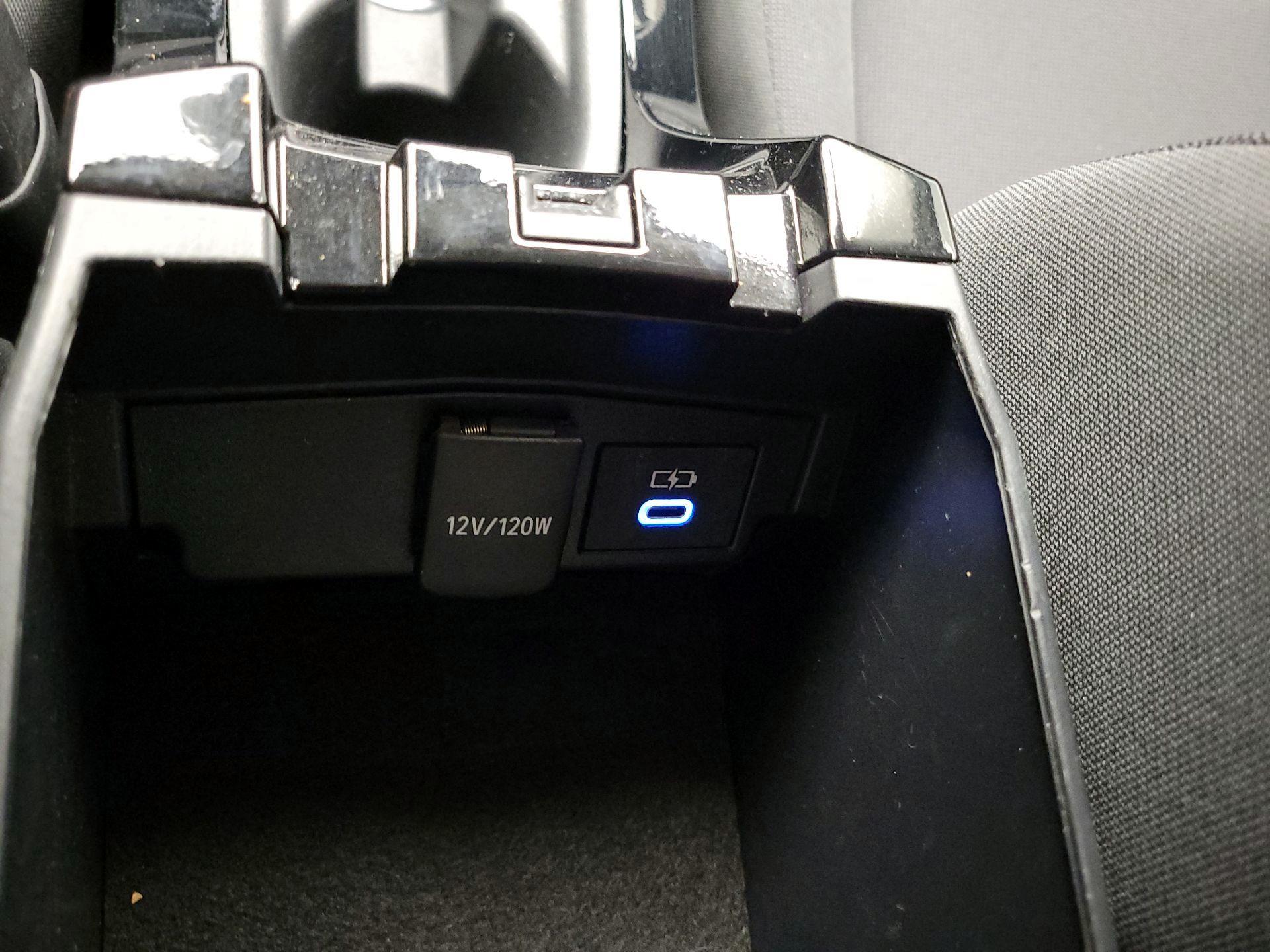 Thumbnail: 2022 Toyota Corolla - 18