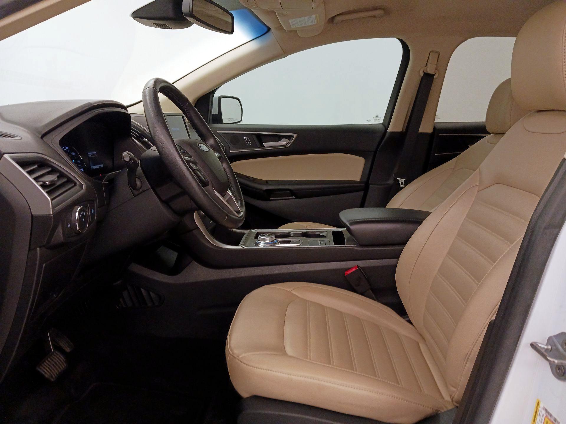 Thumbnail: 2022 Ford Edge - 11