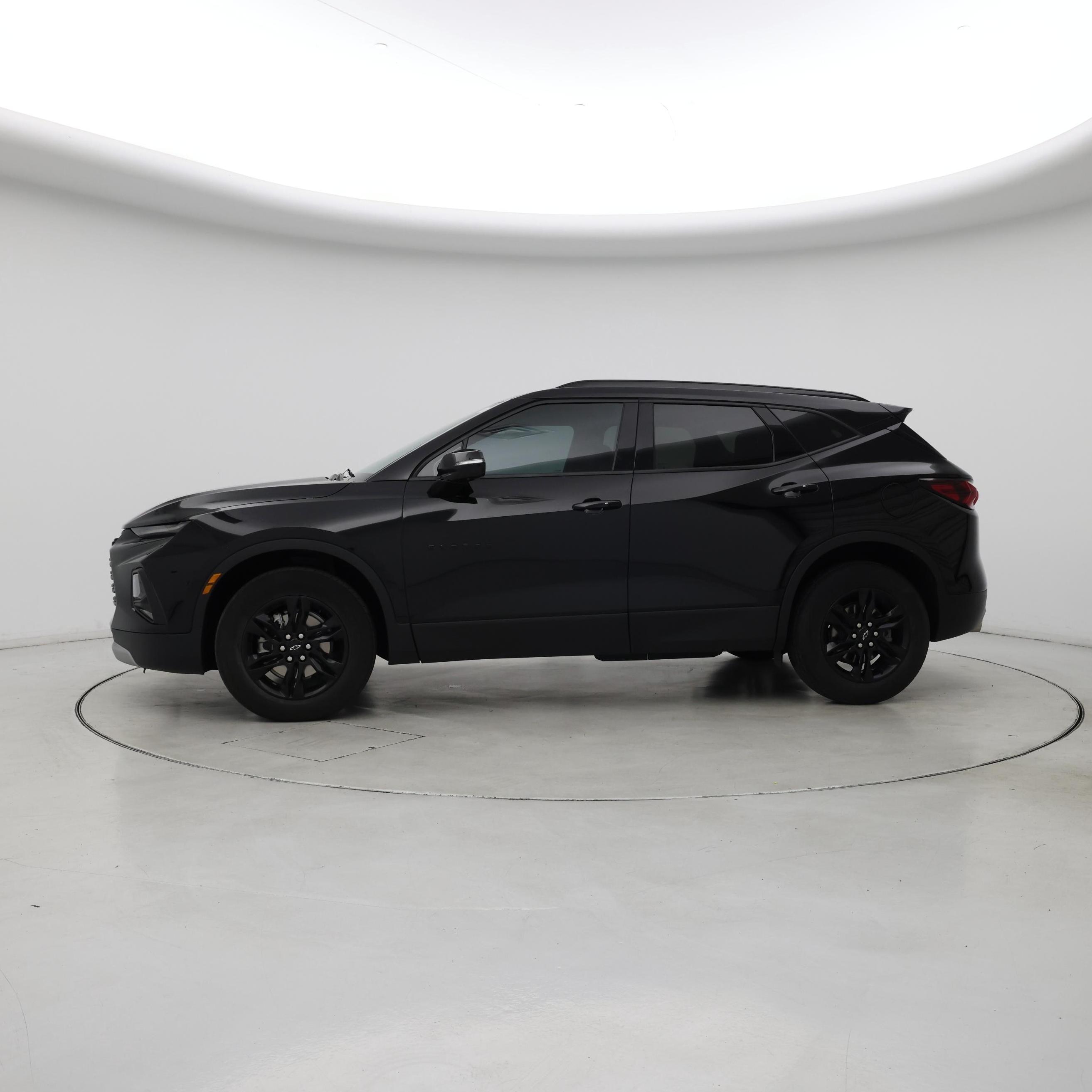 Thumbnail: 2022 Chevrolet Blazer - 3