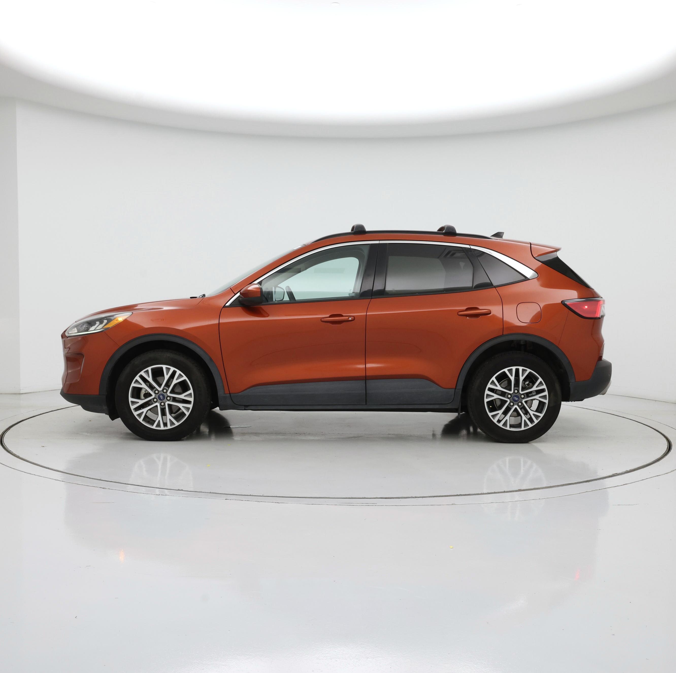 Thumbnail: 2020 Ford Escape - 3