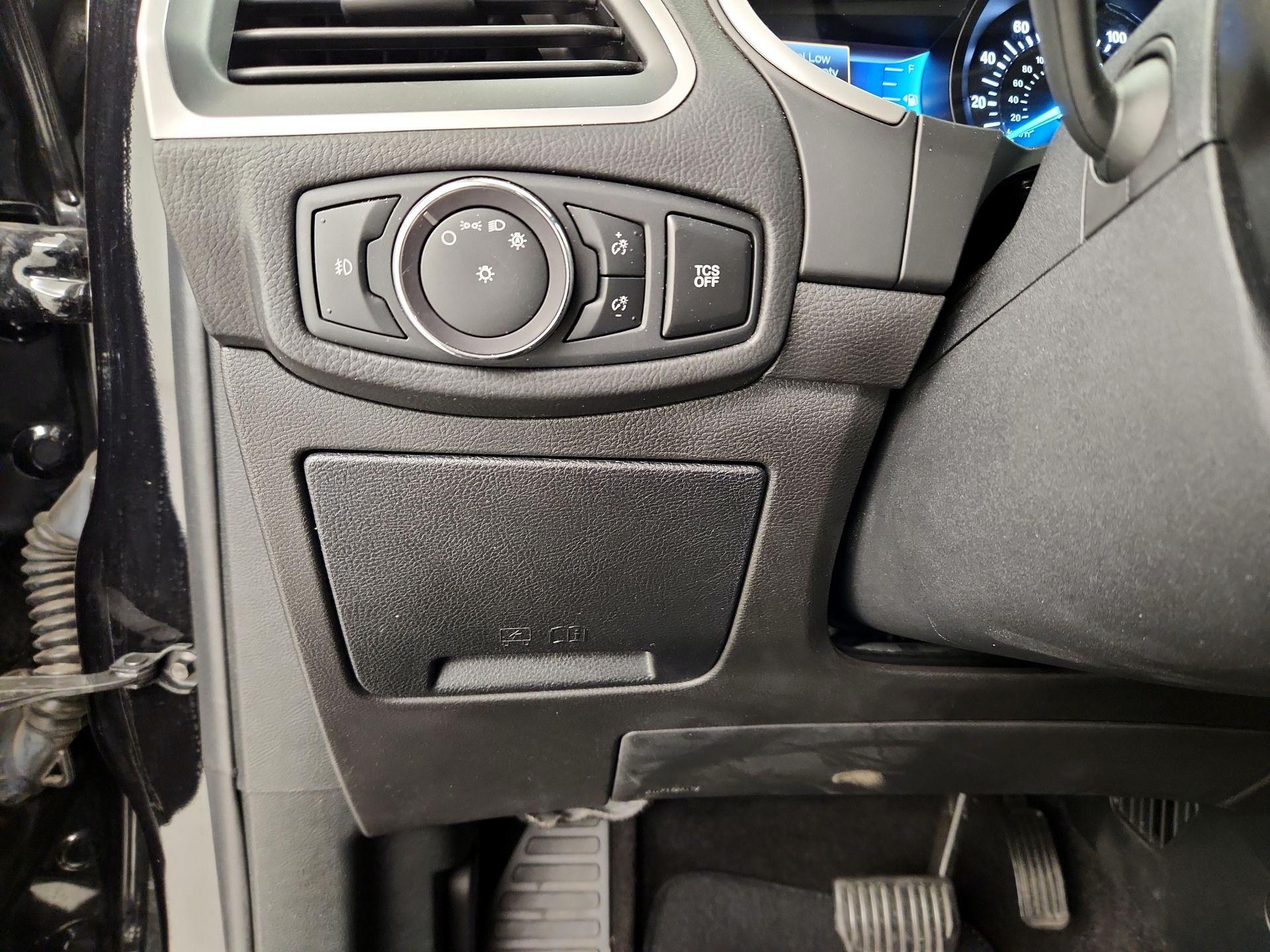 Thumbnail: 2020 Ford Edge - 13