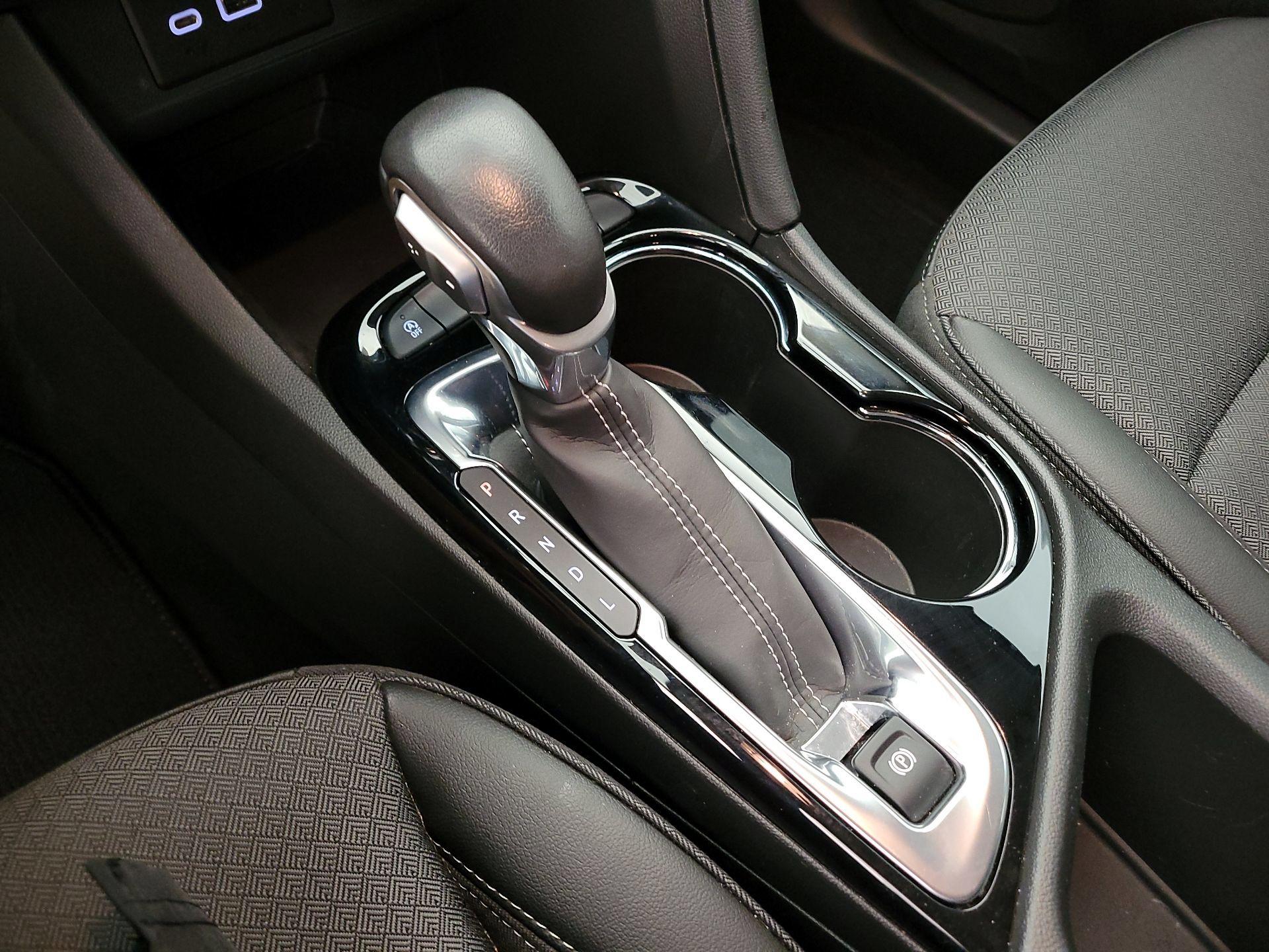 Thumbnail: 2023 Buick Encore GX - 18