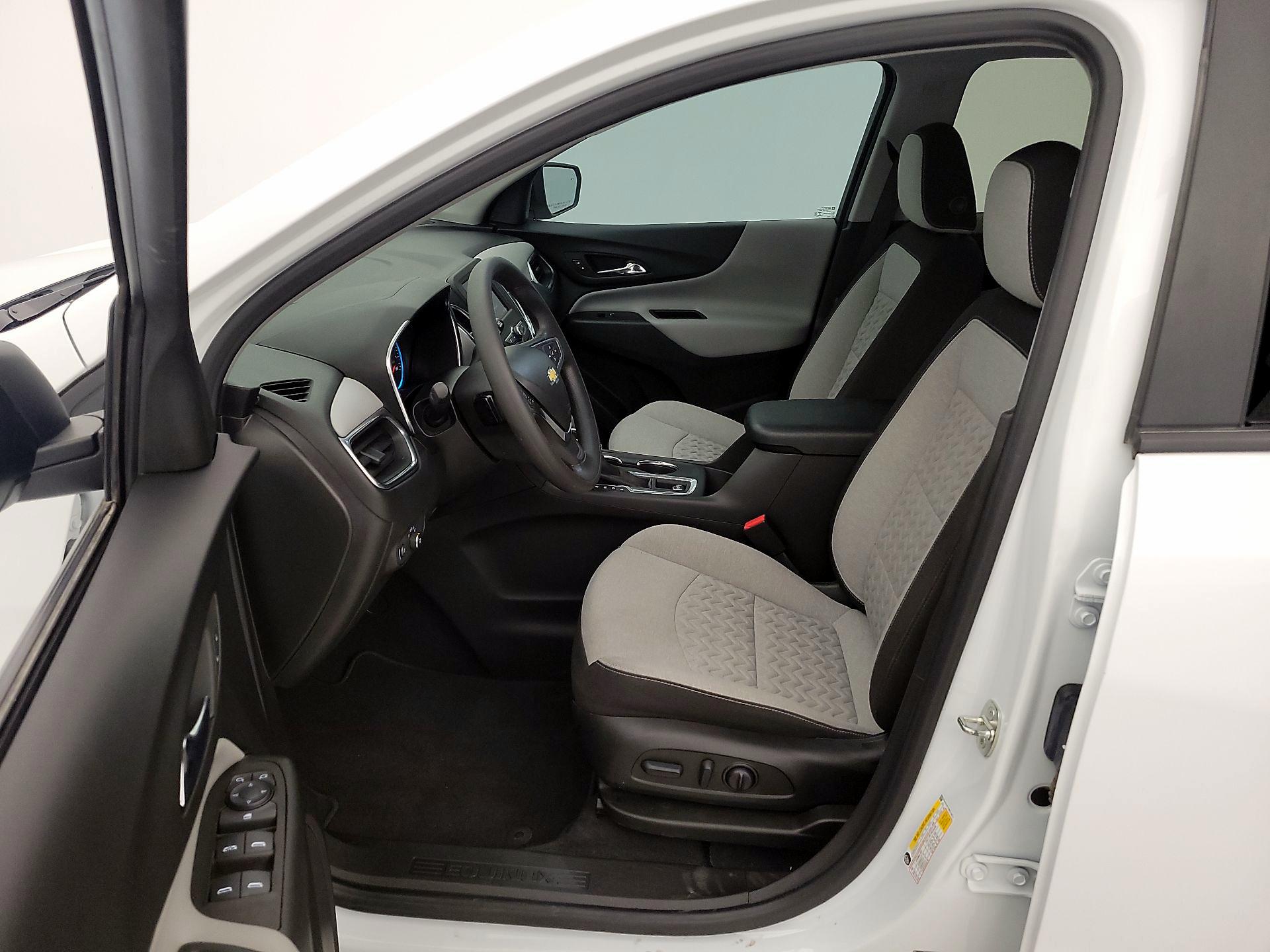 Thumbnail: 2022 Chevrolet Equinox - 11