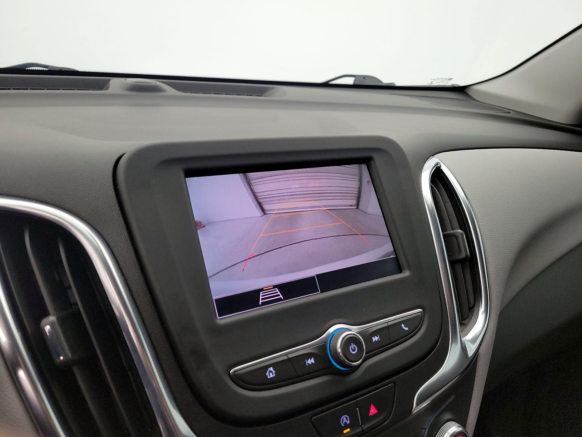 Thumbnail: 2022 Chevrolet Equinox - 14