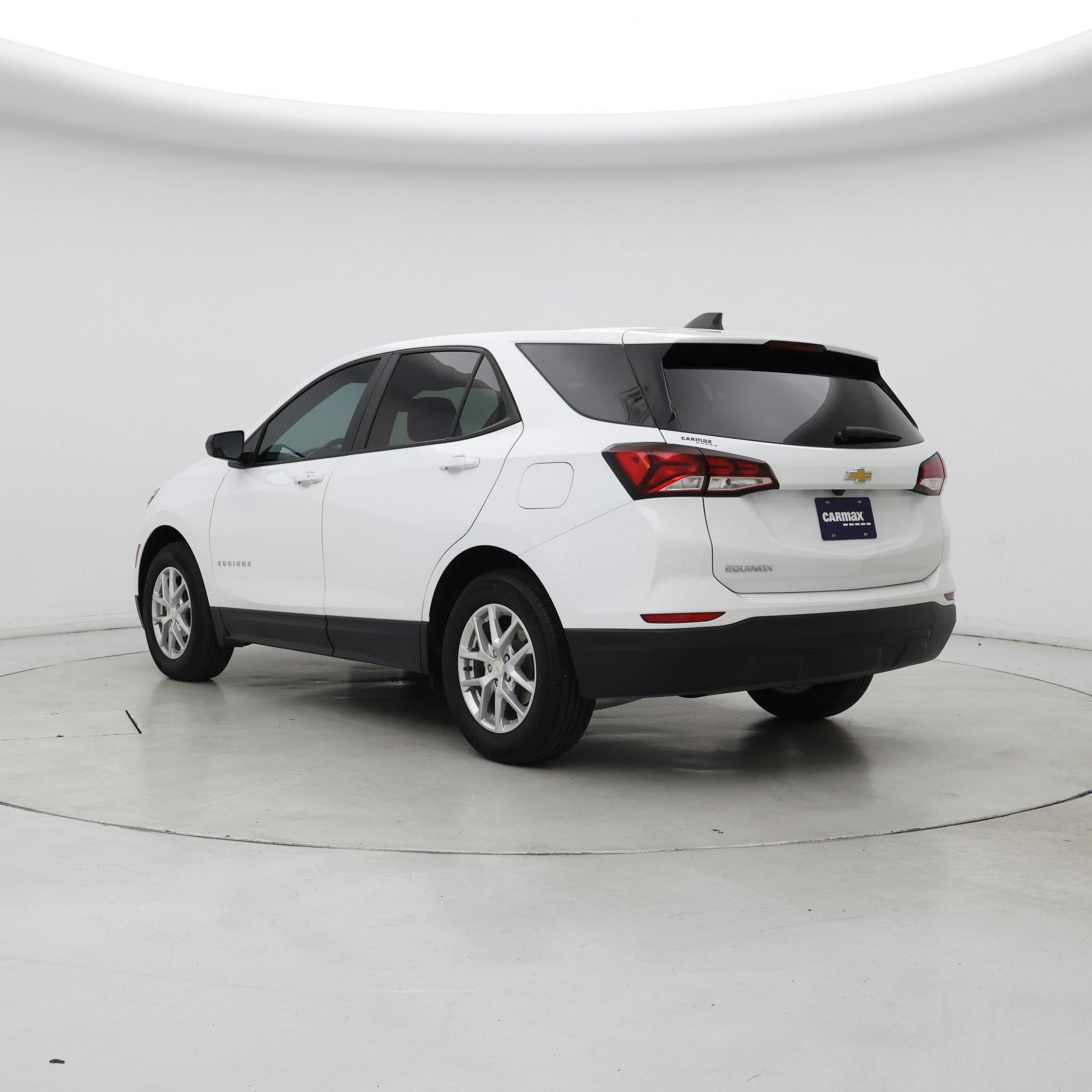 Thumbnail: 2022 Chevrolet Equinox - 2