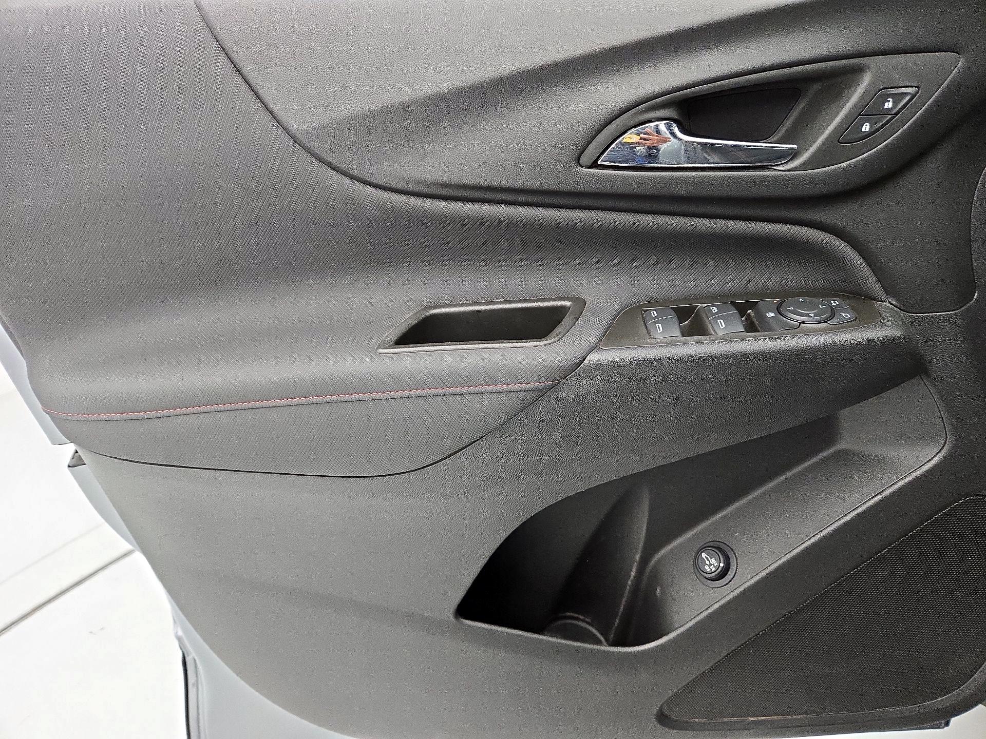 Thumbnail: 2023 Chevrolet Equinox - 12