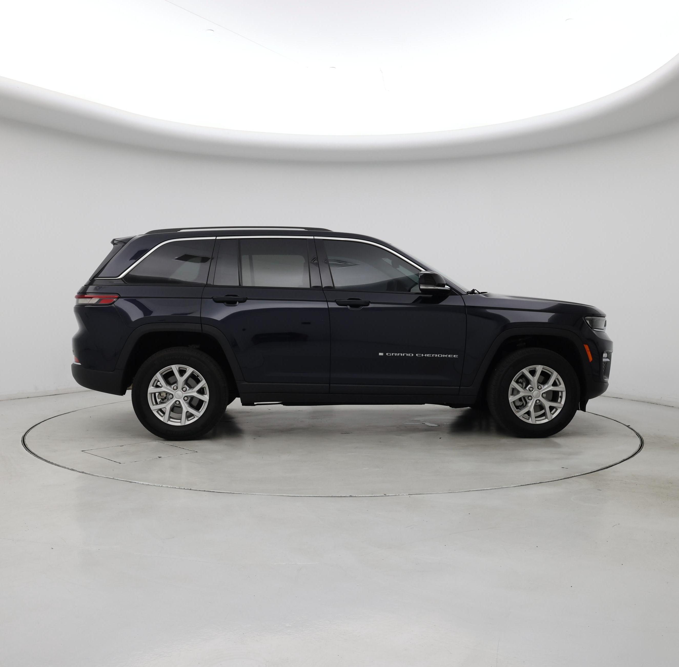 Thumbnail: 2023 Jeep Grand Cherokee - 7