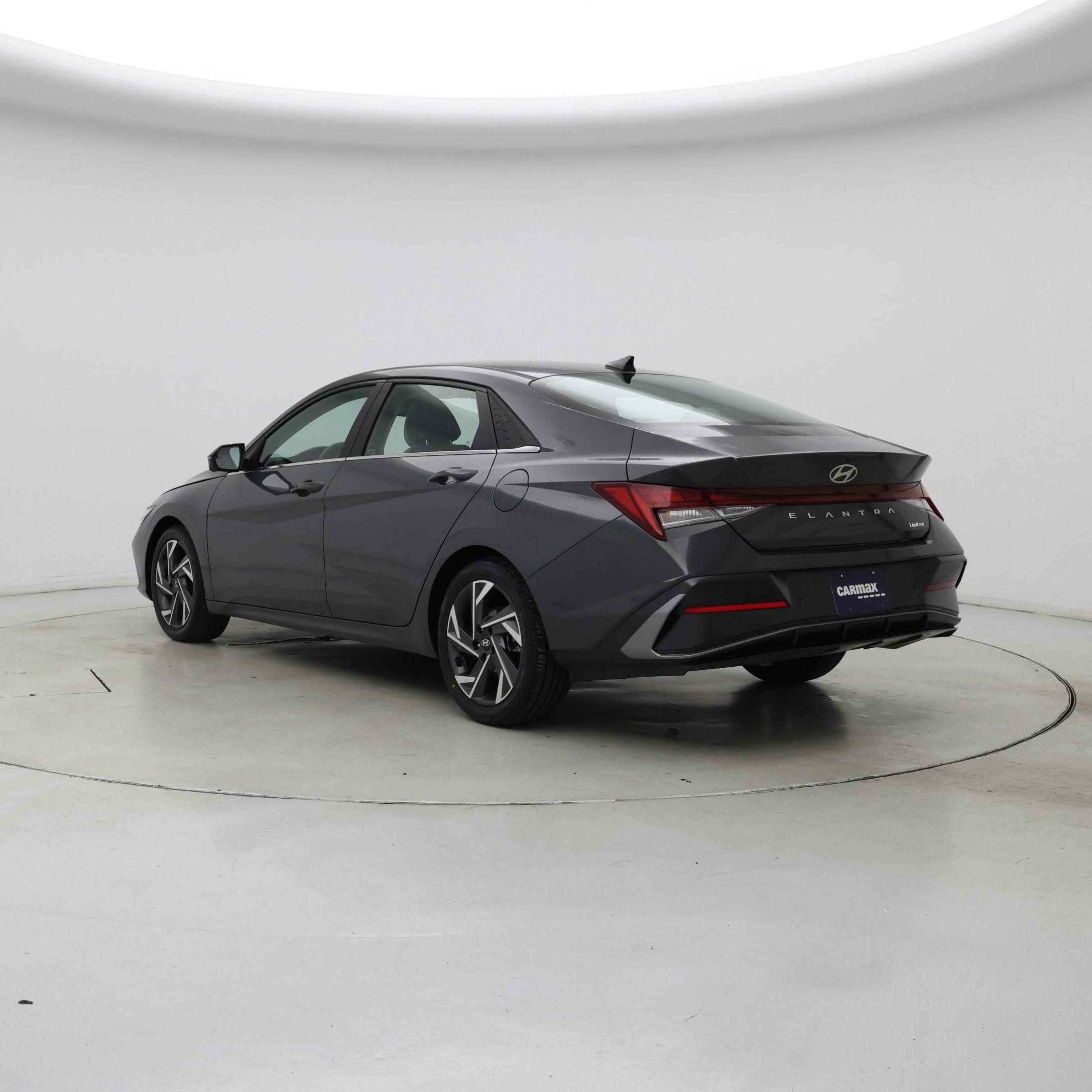 Thumbnail: 2024 Hyundai Elantra - 2