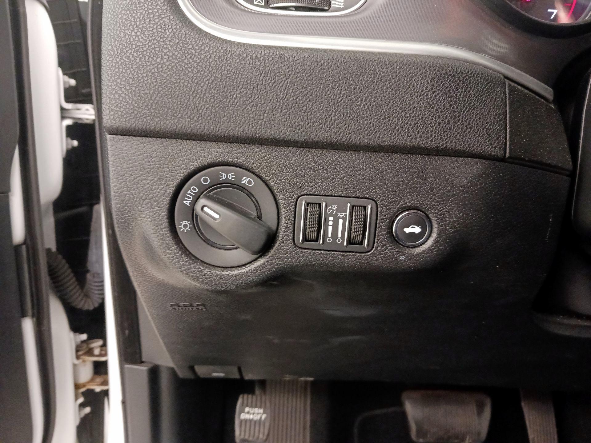 Thumbnail: 2022 Dodge Charger - 13