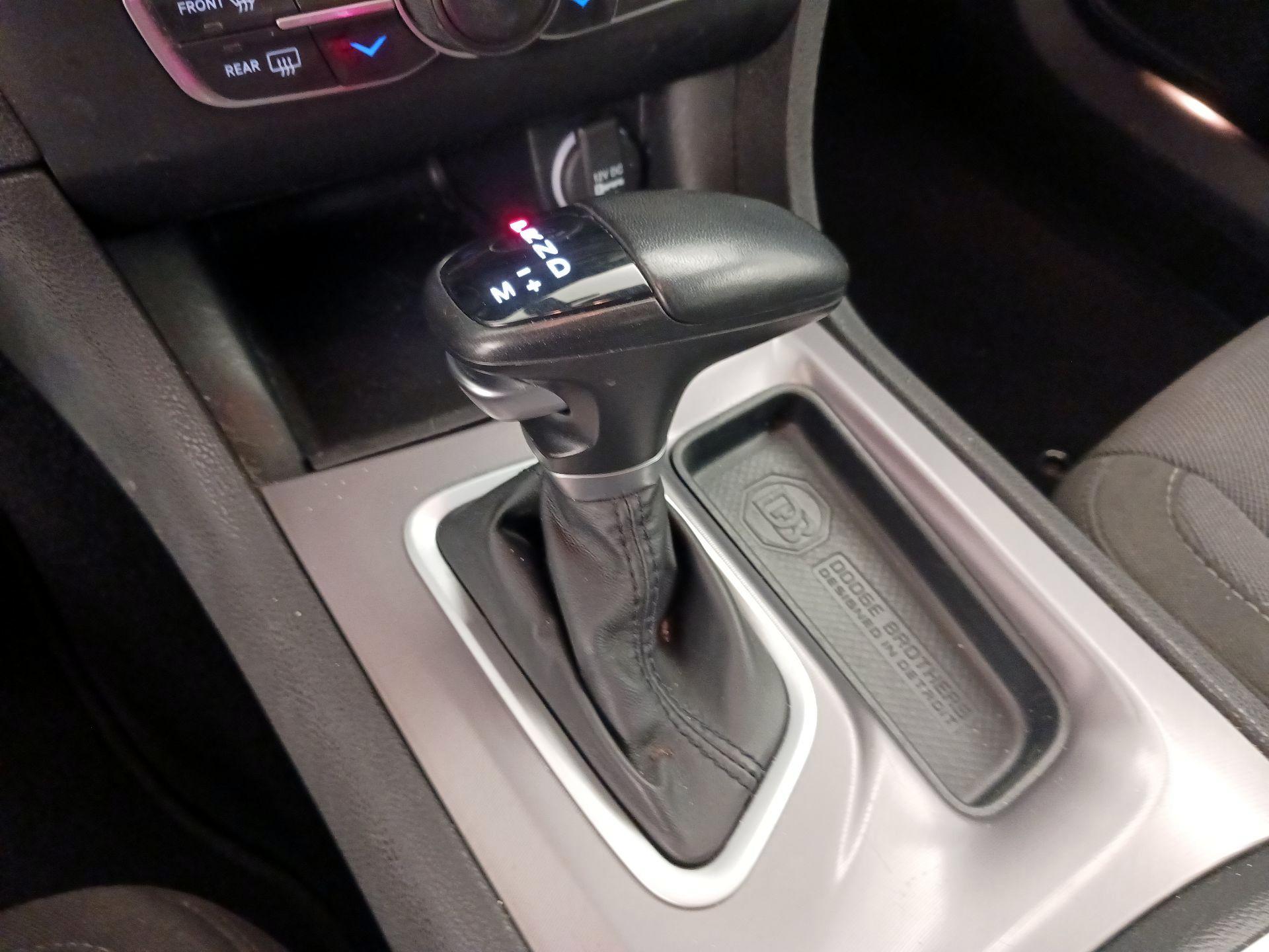 Thumbnail: 2022 Dodge Charger - 17