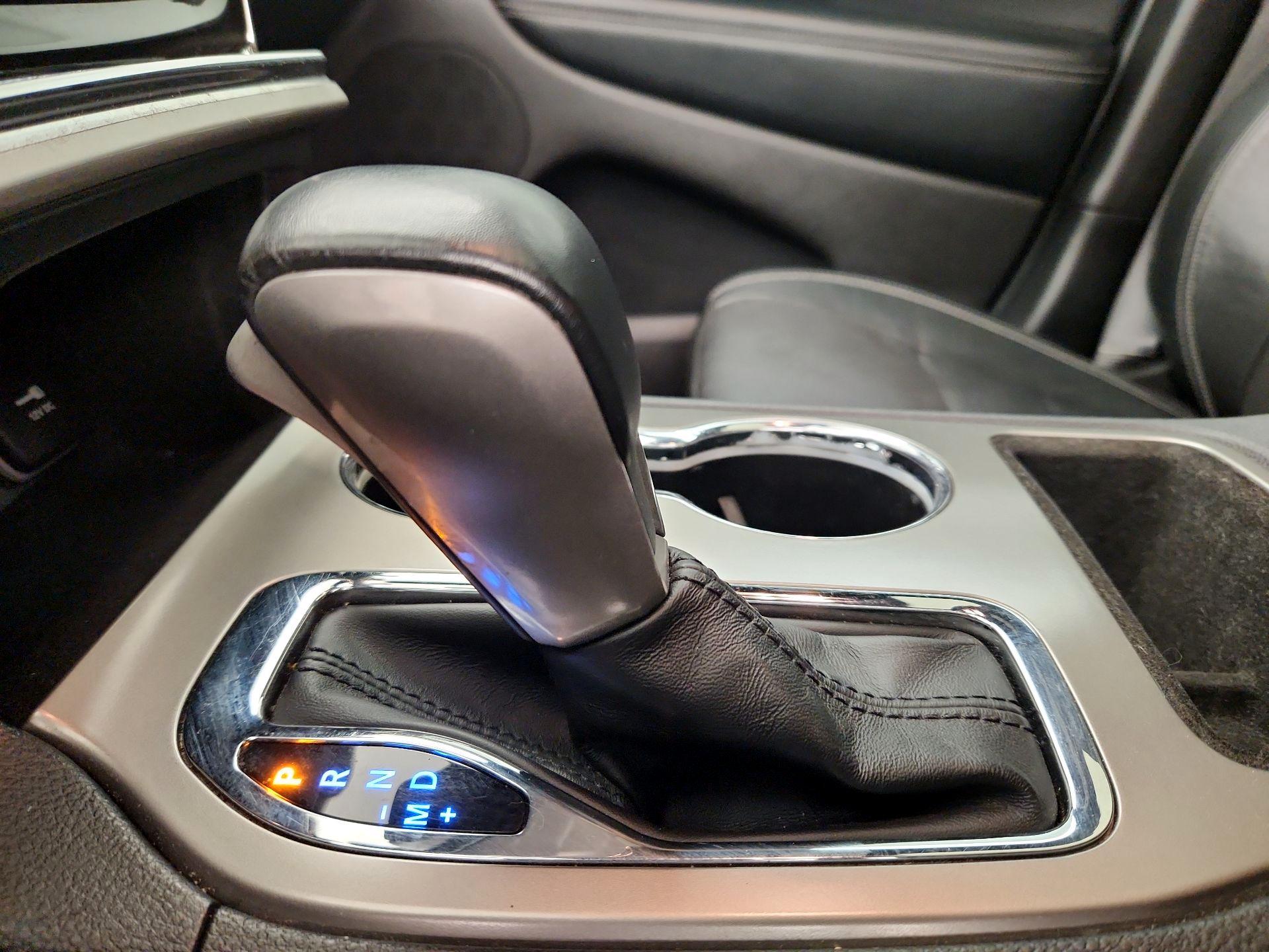 Thumbnail: 2021 Jeep Grand Cherokee - 17