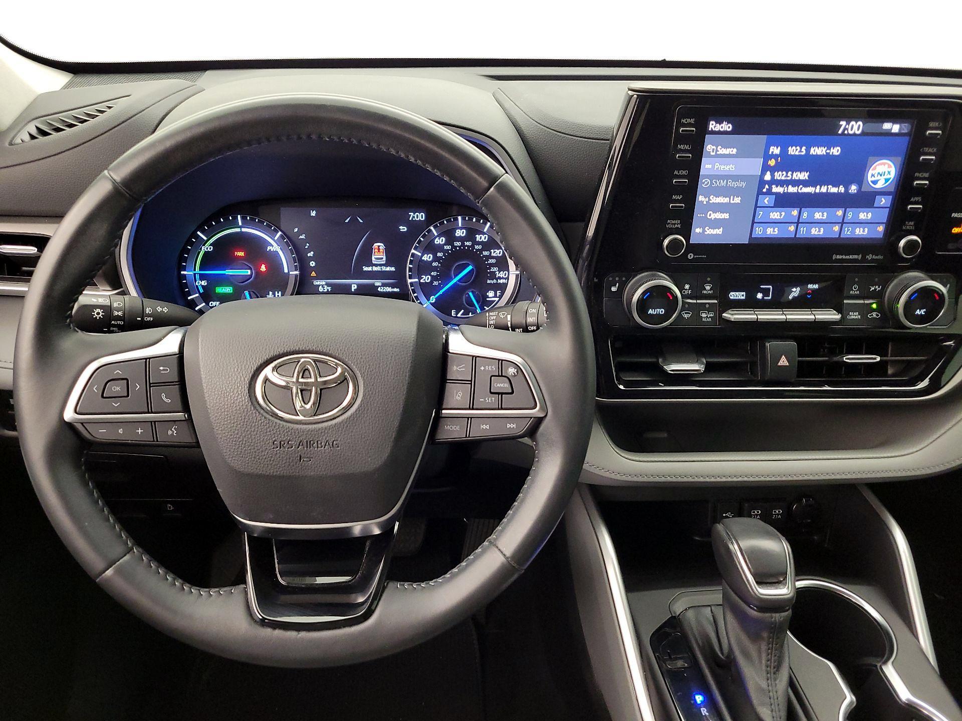 Thumbnail: 2021 Toyota Highlander - 10